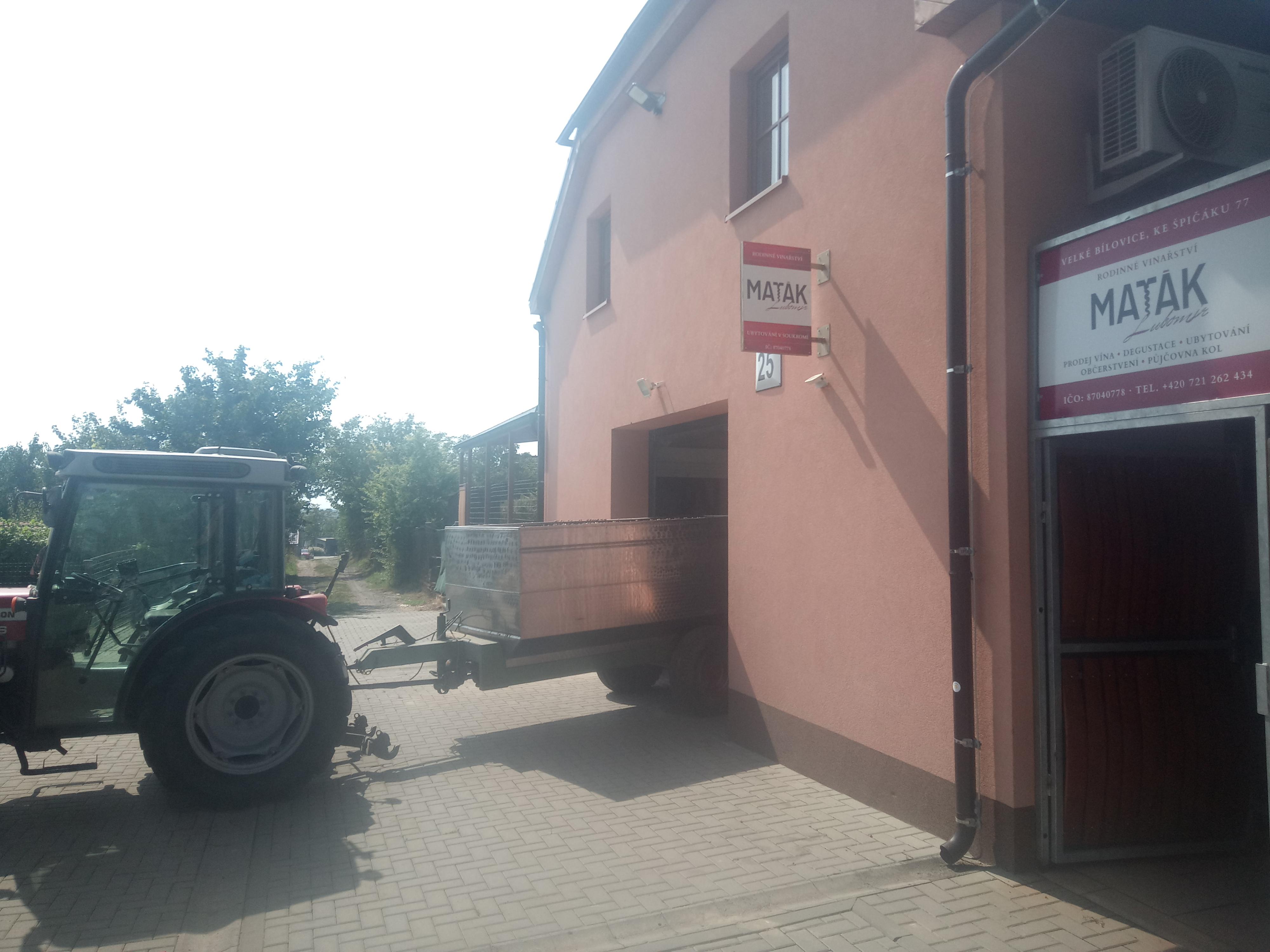 RODINNÉ VINAŘSTVÍ MAŤÁK