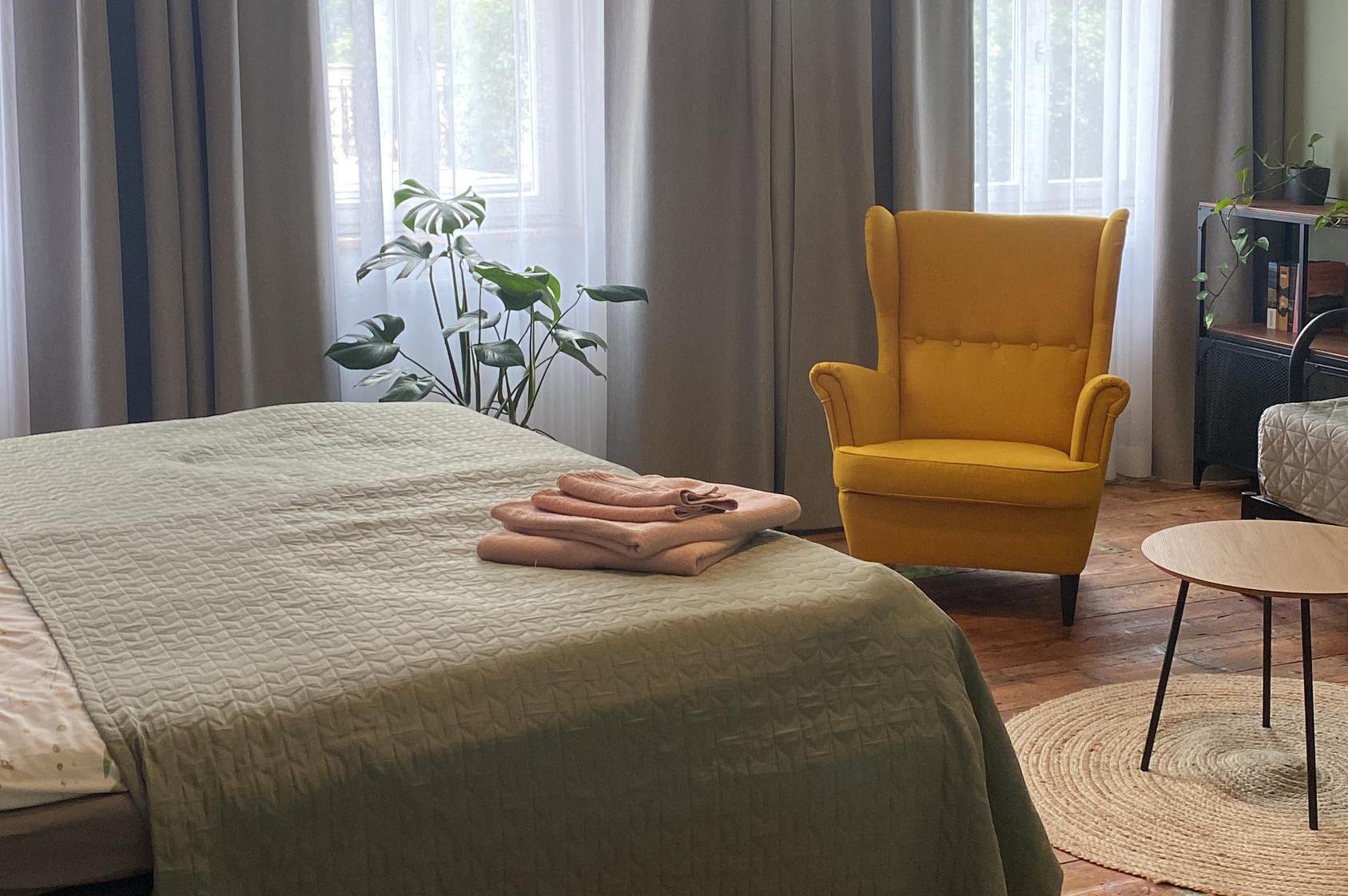 FOUR ROOMS Carlsbad Authentic