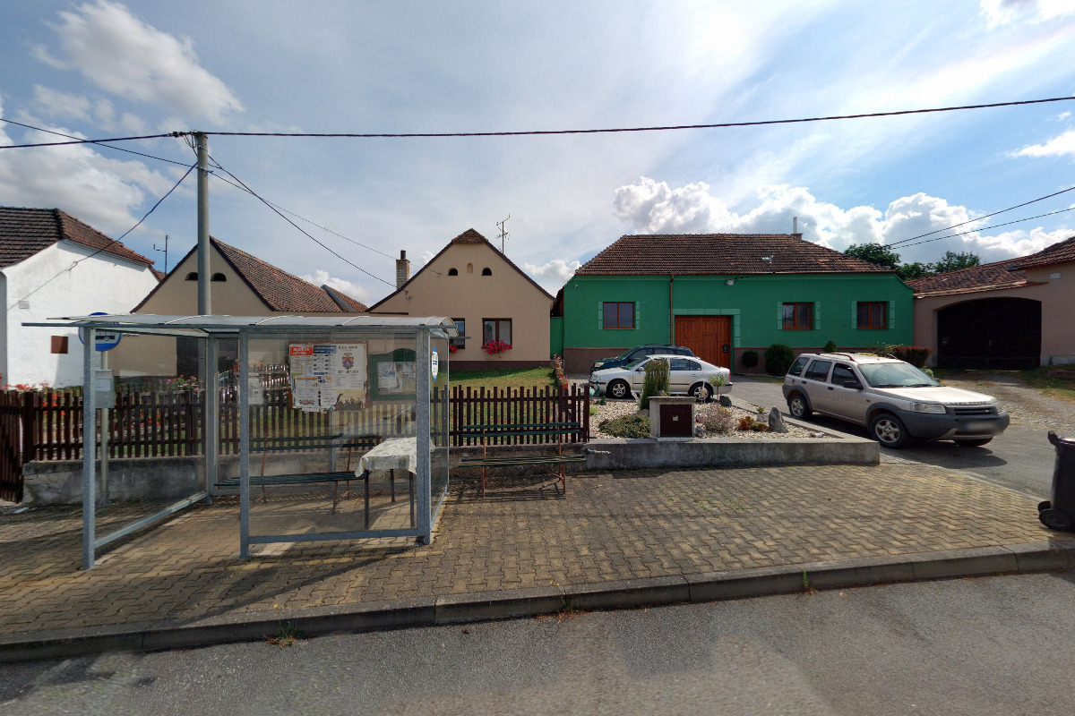 Hana Hanáková - Prohlédni za