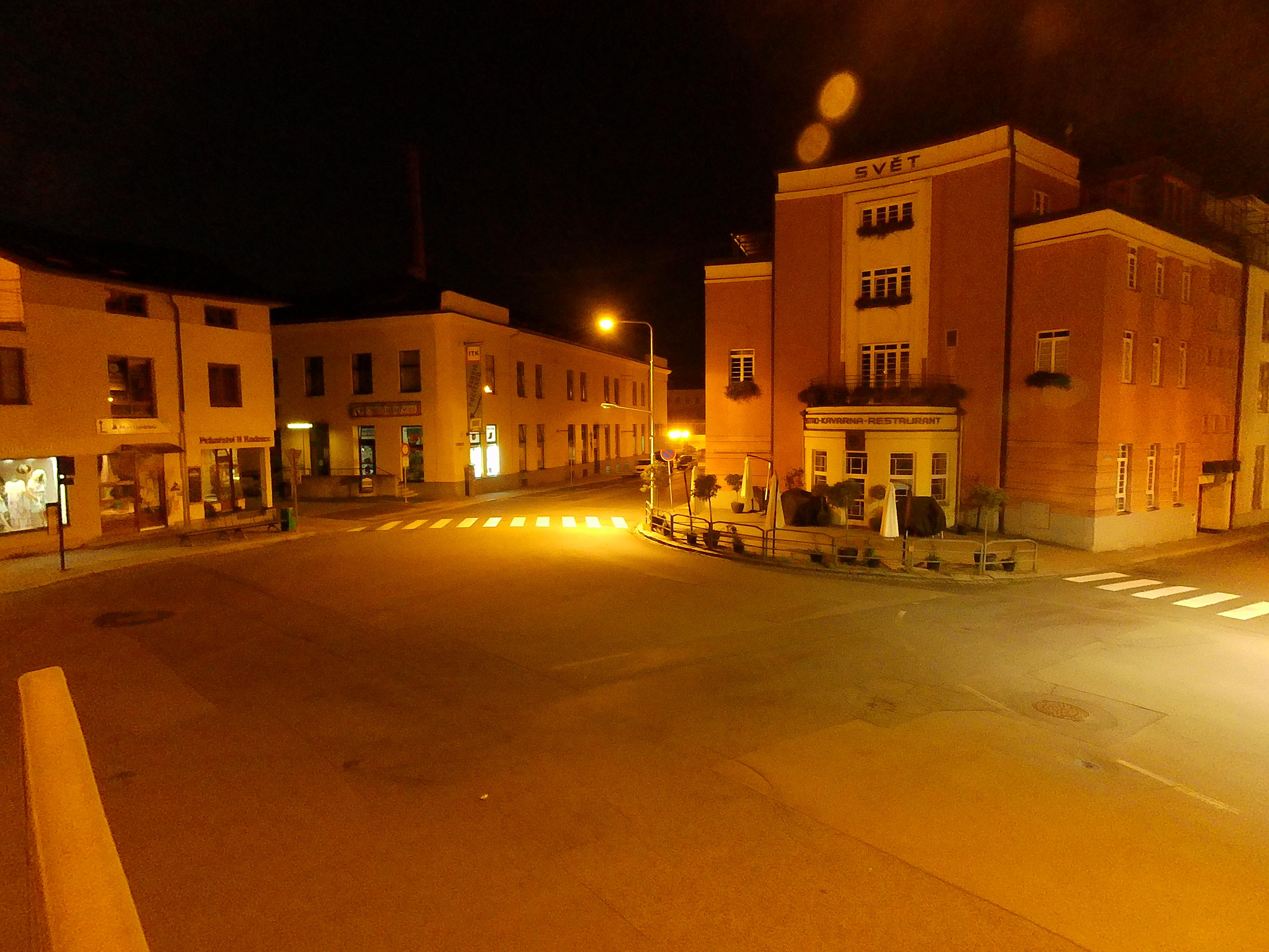 NA SVĚTĚ foto 4