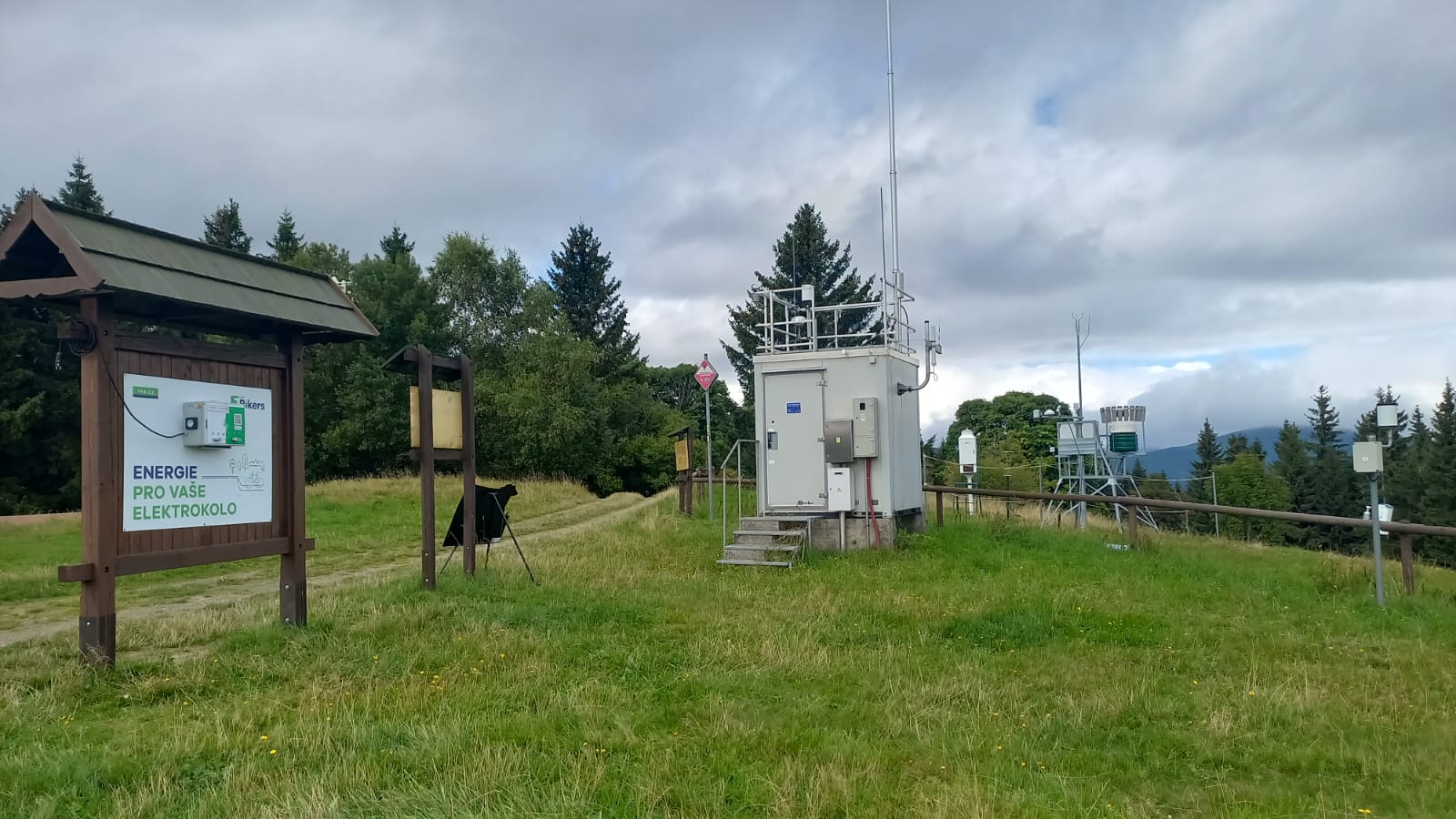 Nabíjecí stanice Restaurace Rýchorská bouda