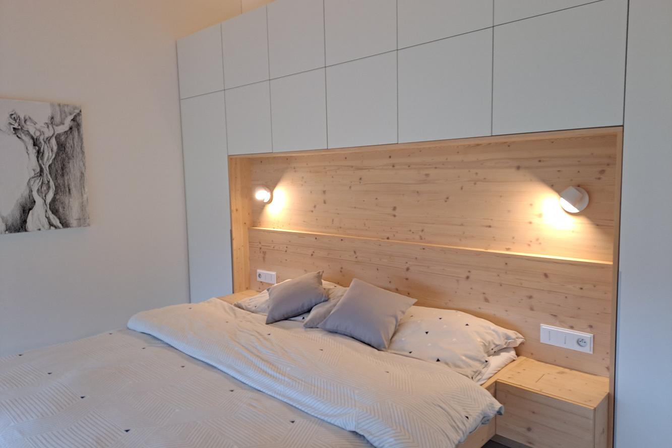 Akce na vestavěné skříně