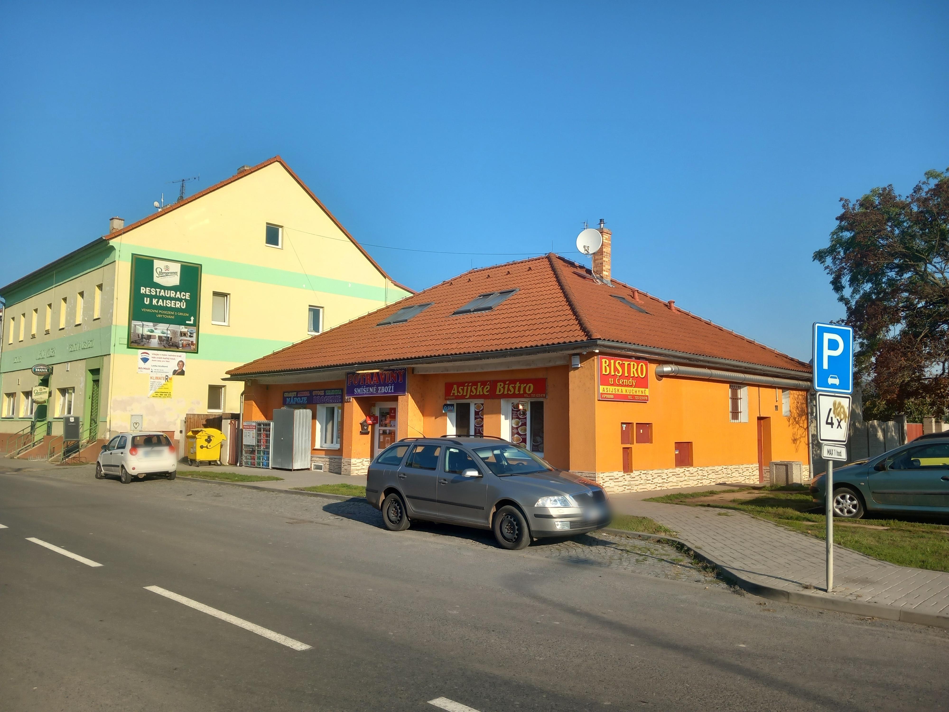 Potraviny a asijské bistro U Čendy