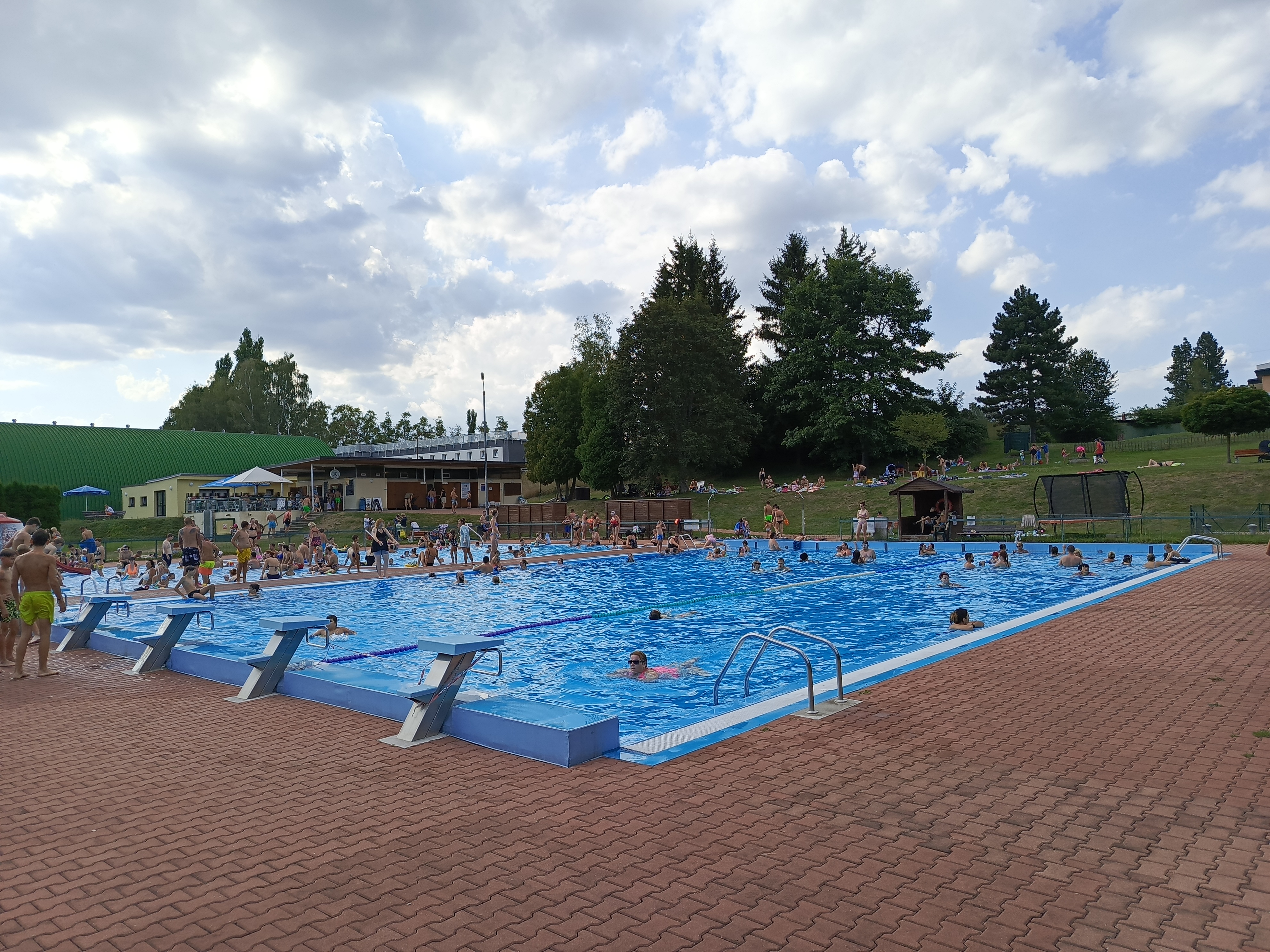 Koupaliště Bystřice nad Pernštejnem foto 2