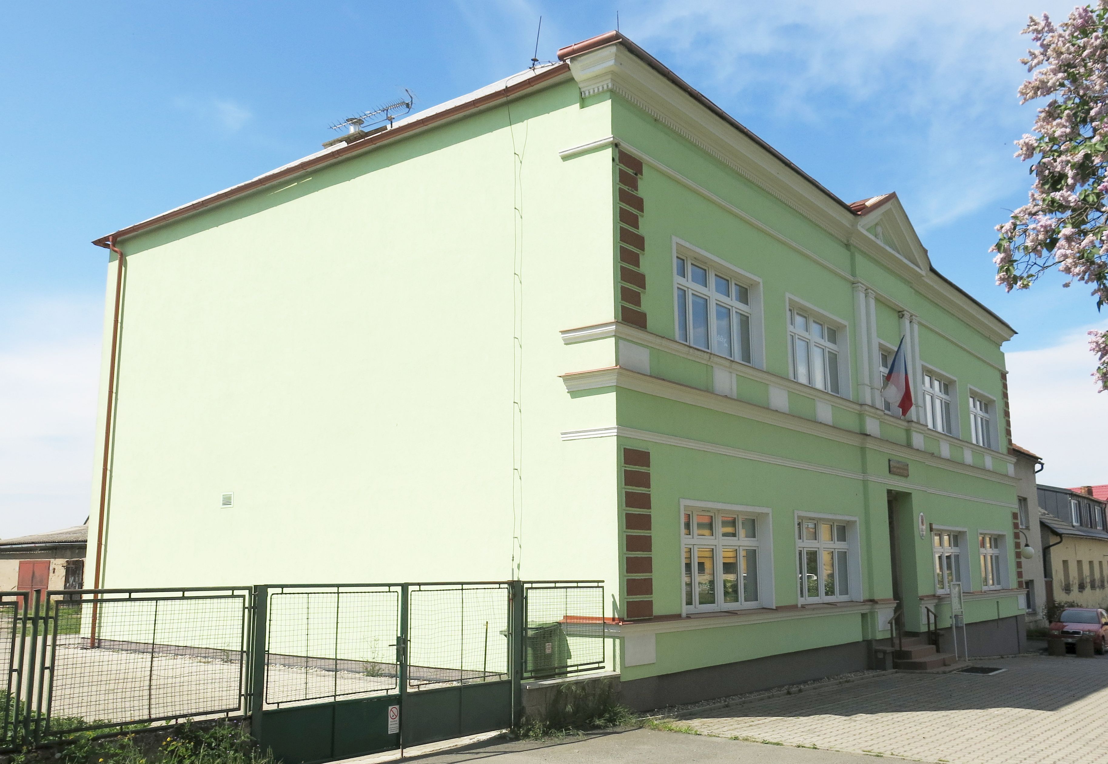ZŠ Chotětov foto 2