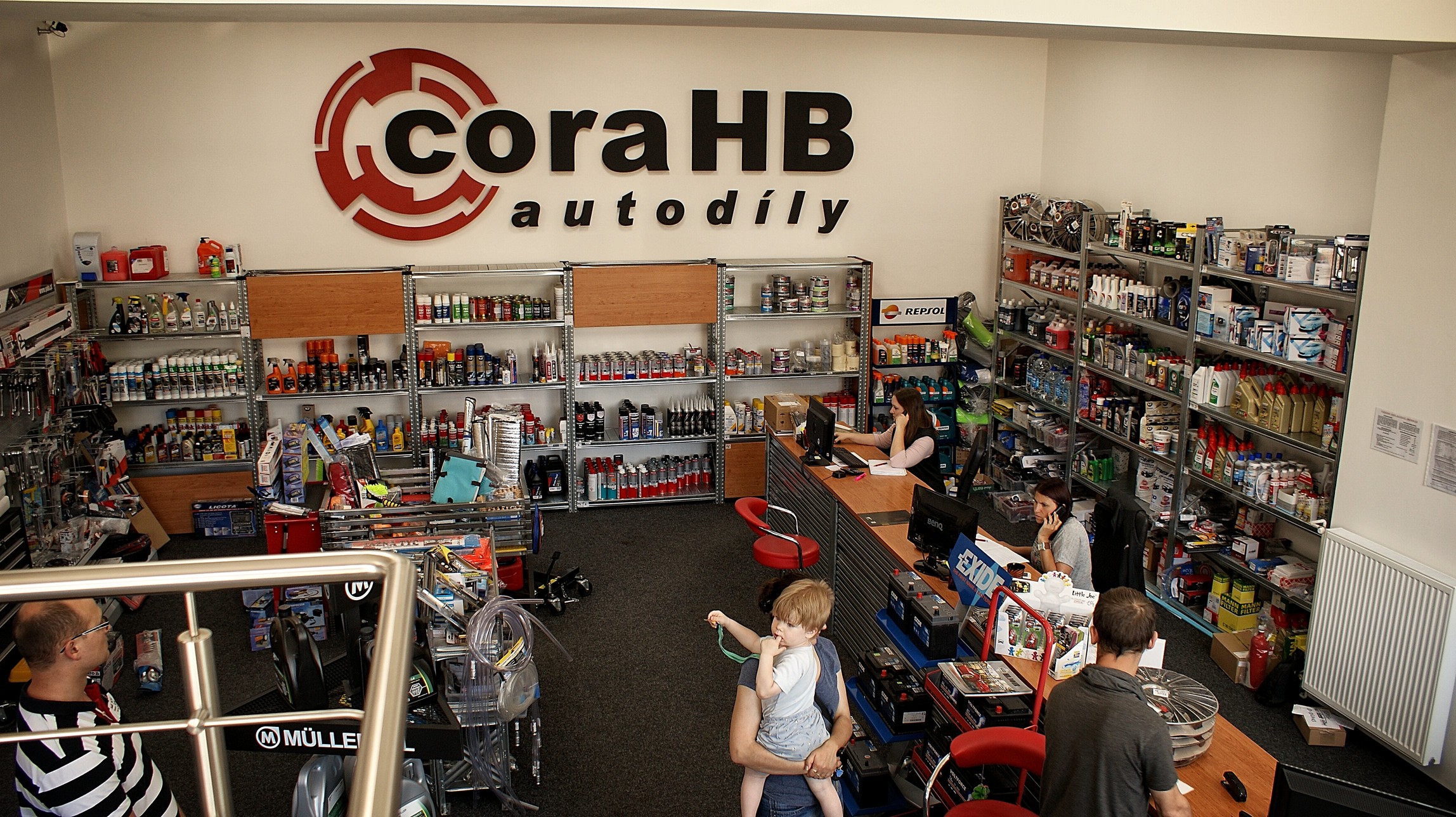 coraHB autodíly s.r.o. foto 3