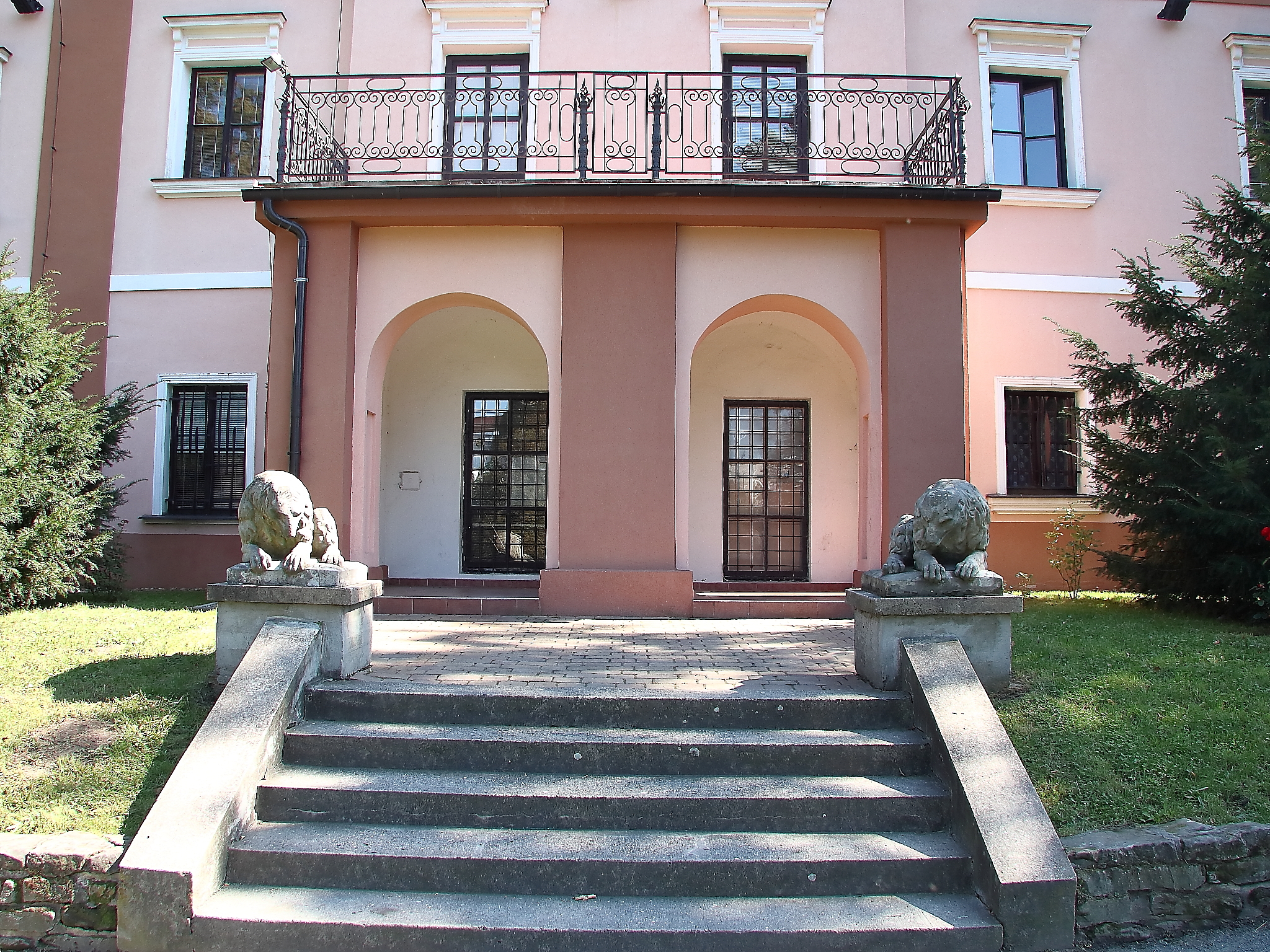 ZUŠ Marie Podvalové, Praha 9 foto 4