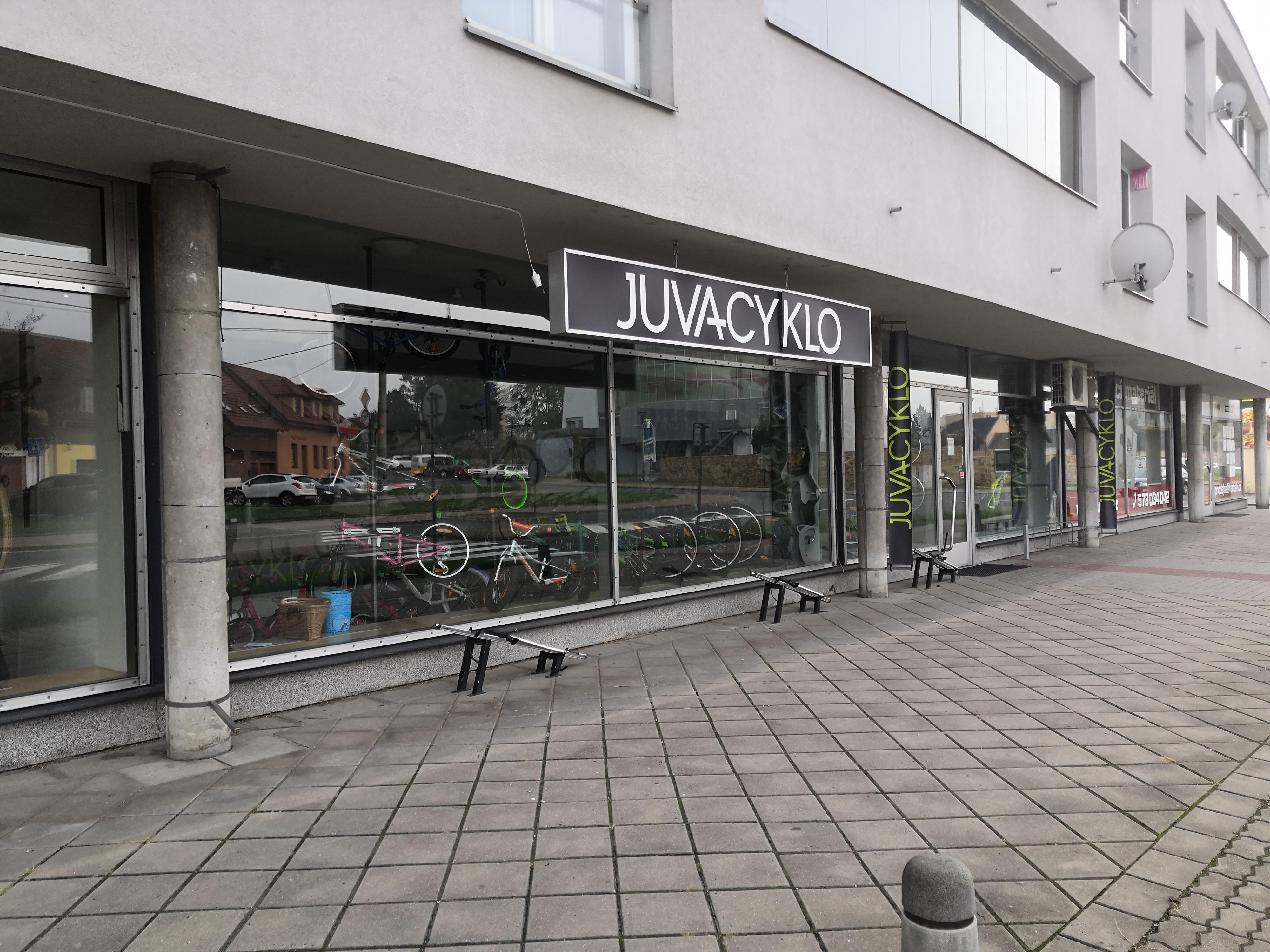 Prodejna JUVACYKLO Staré Město – exteriér