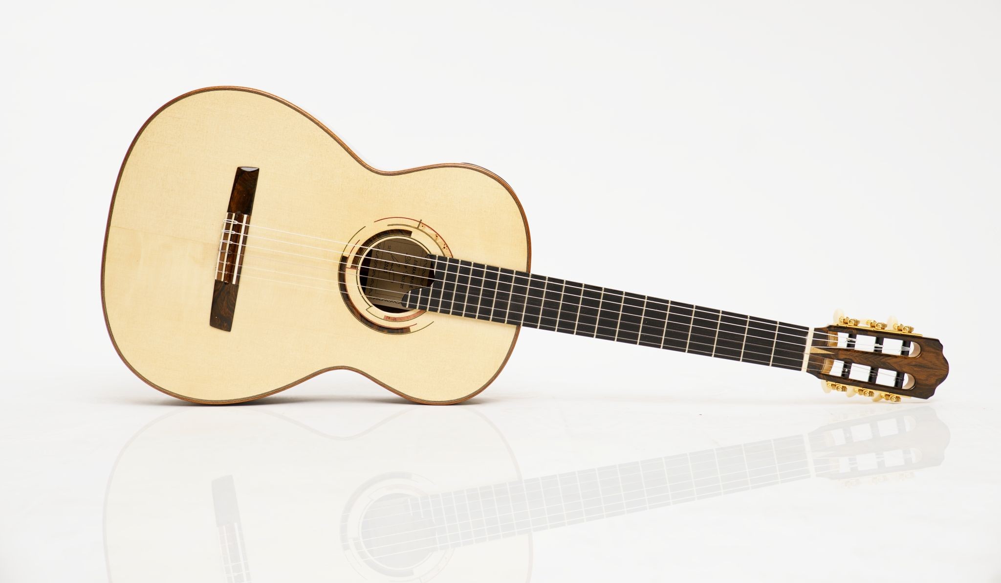 Prazan Guitars foto 2