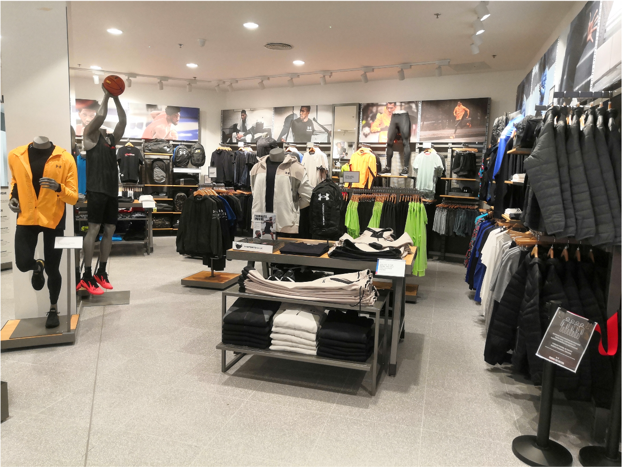 Under Armour Brand House foto 4