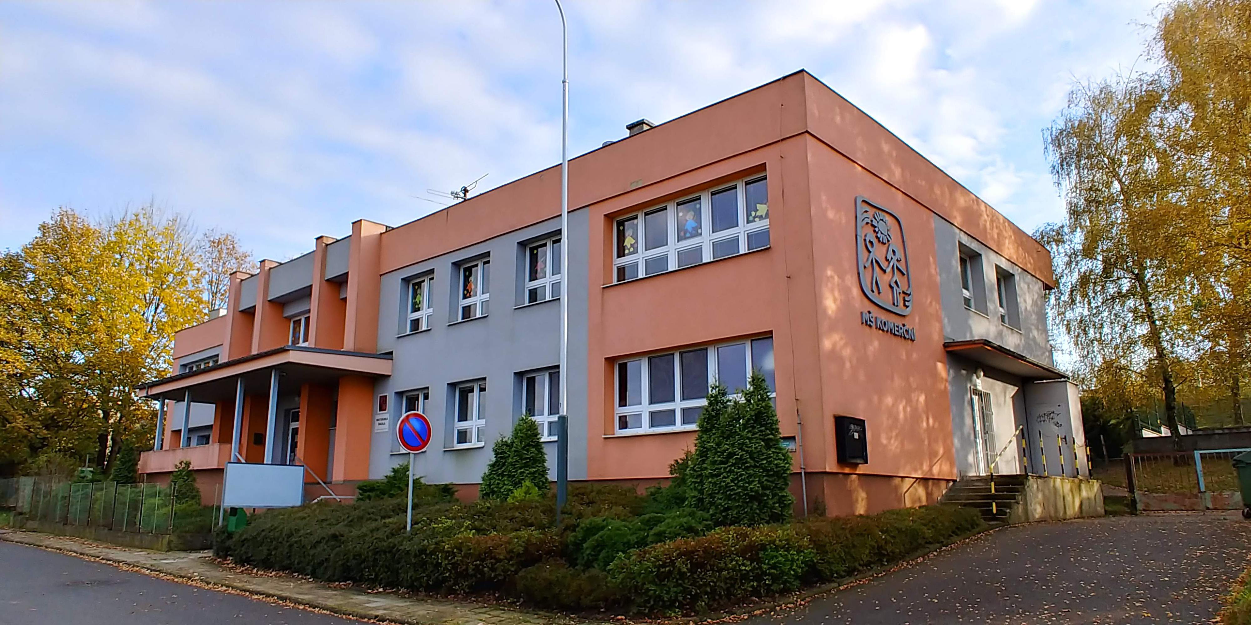 ZŠ Ostrava-Muglinov, Pěší foto 2