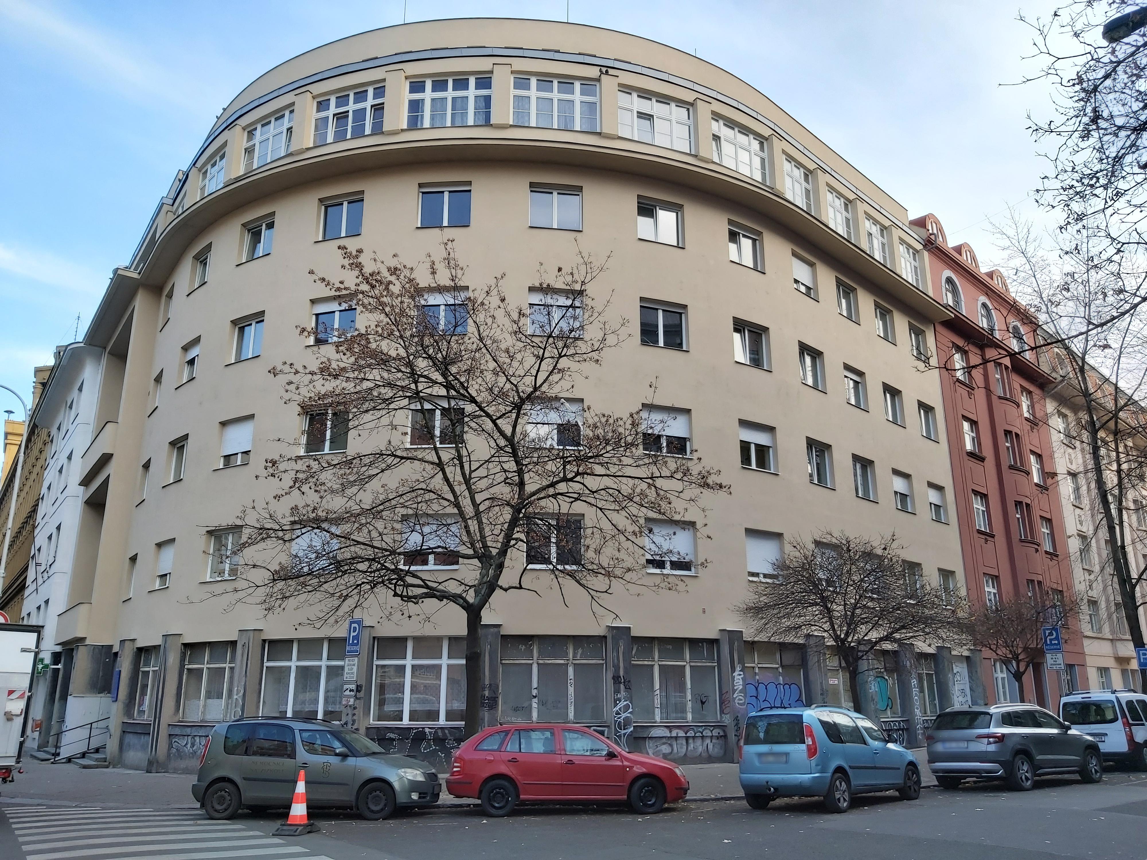 Nemocnice sv. Kříže Žižkov foto 5