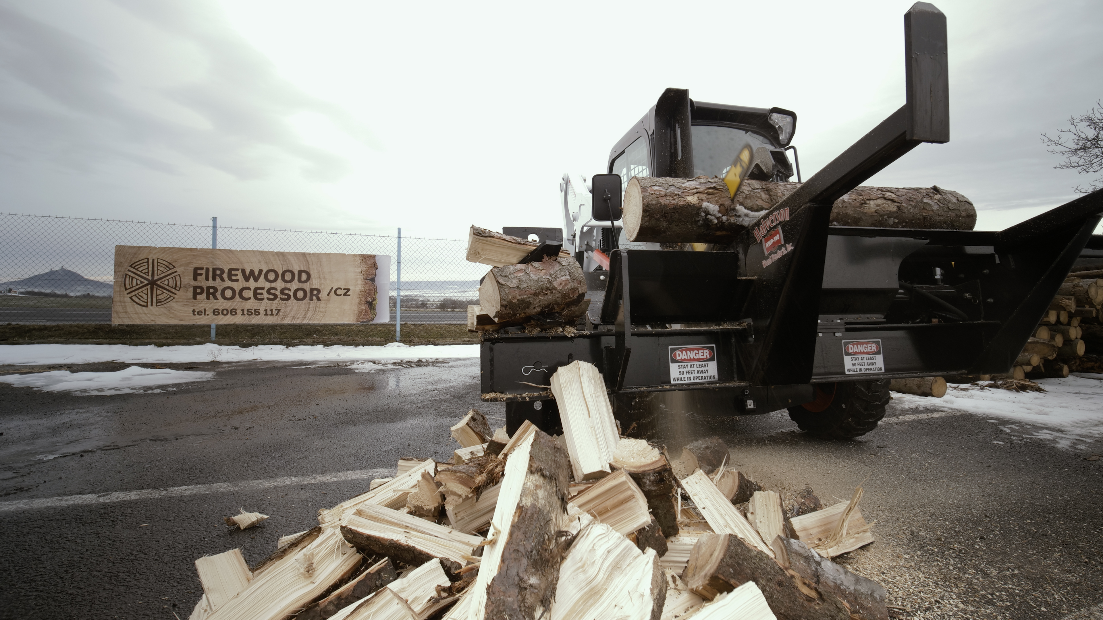 Jan Bukovský,  Firewood-processor foto 2