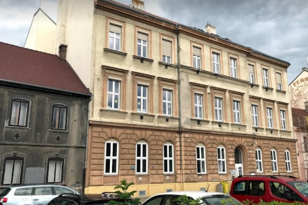 TADY A TEĎ, o. p. s.