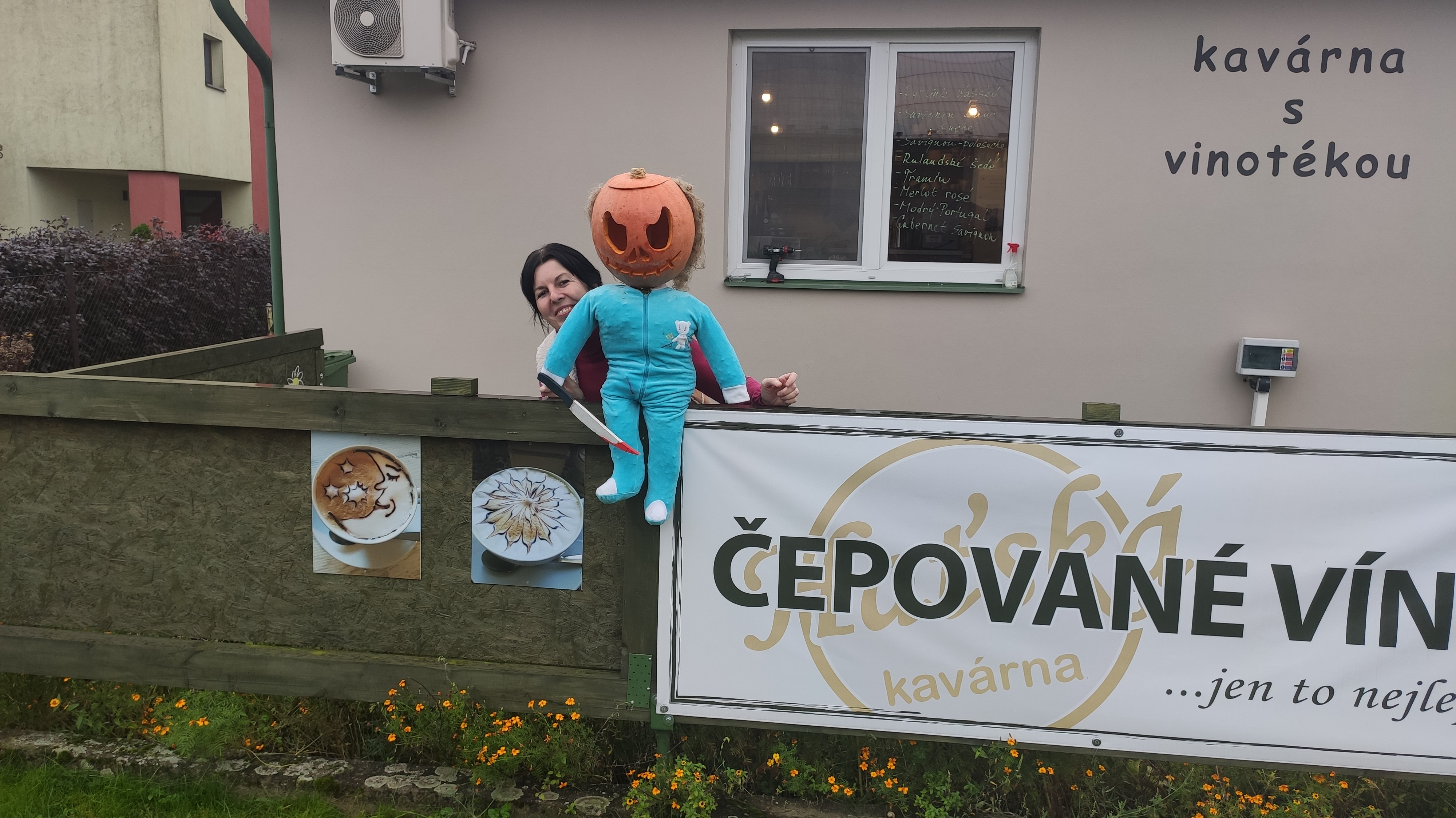 Haťská kavárna foto 2