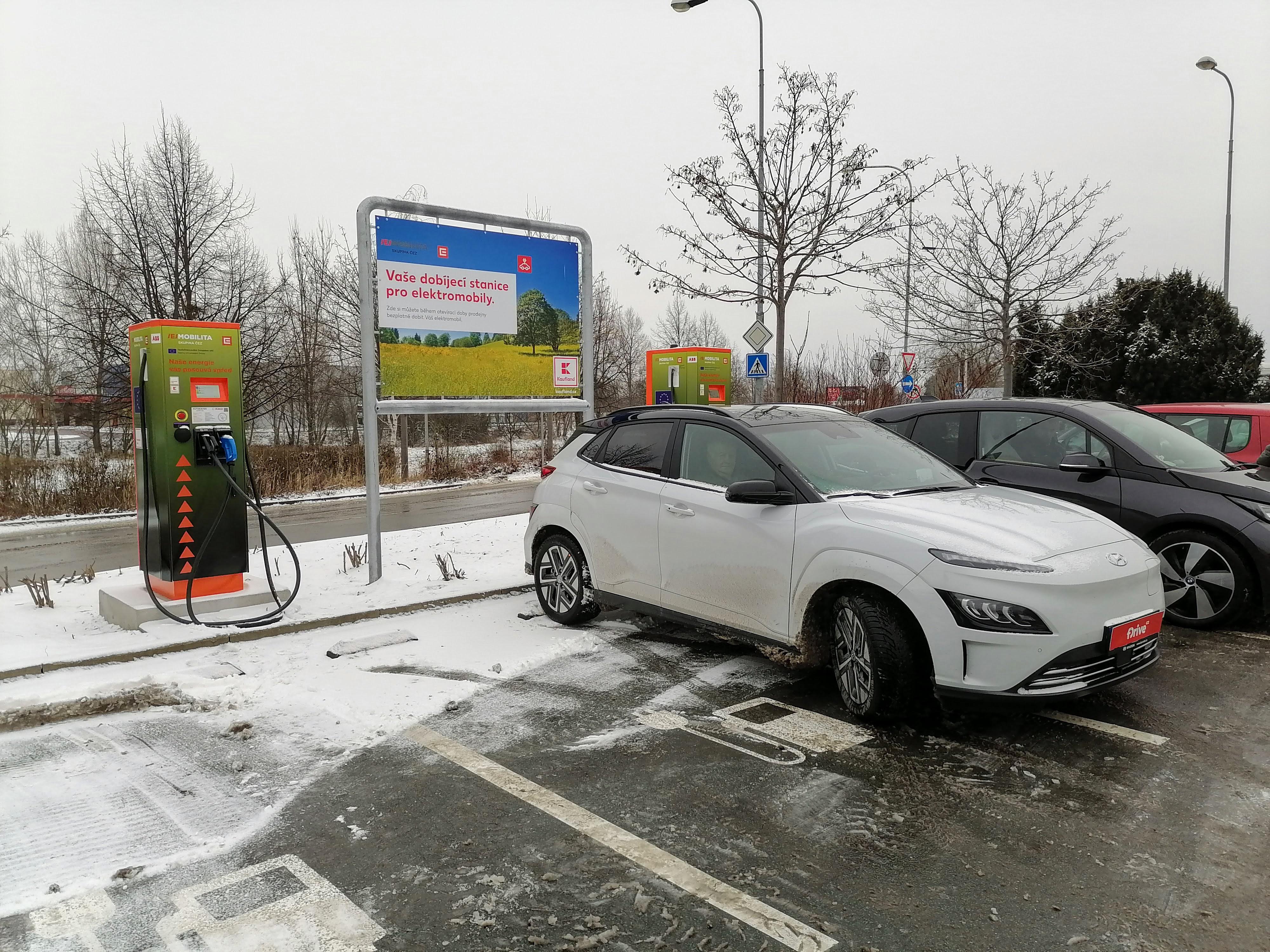 Nabíjecí stanice ČEZ