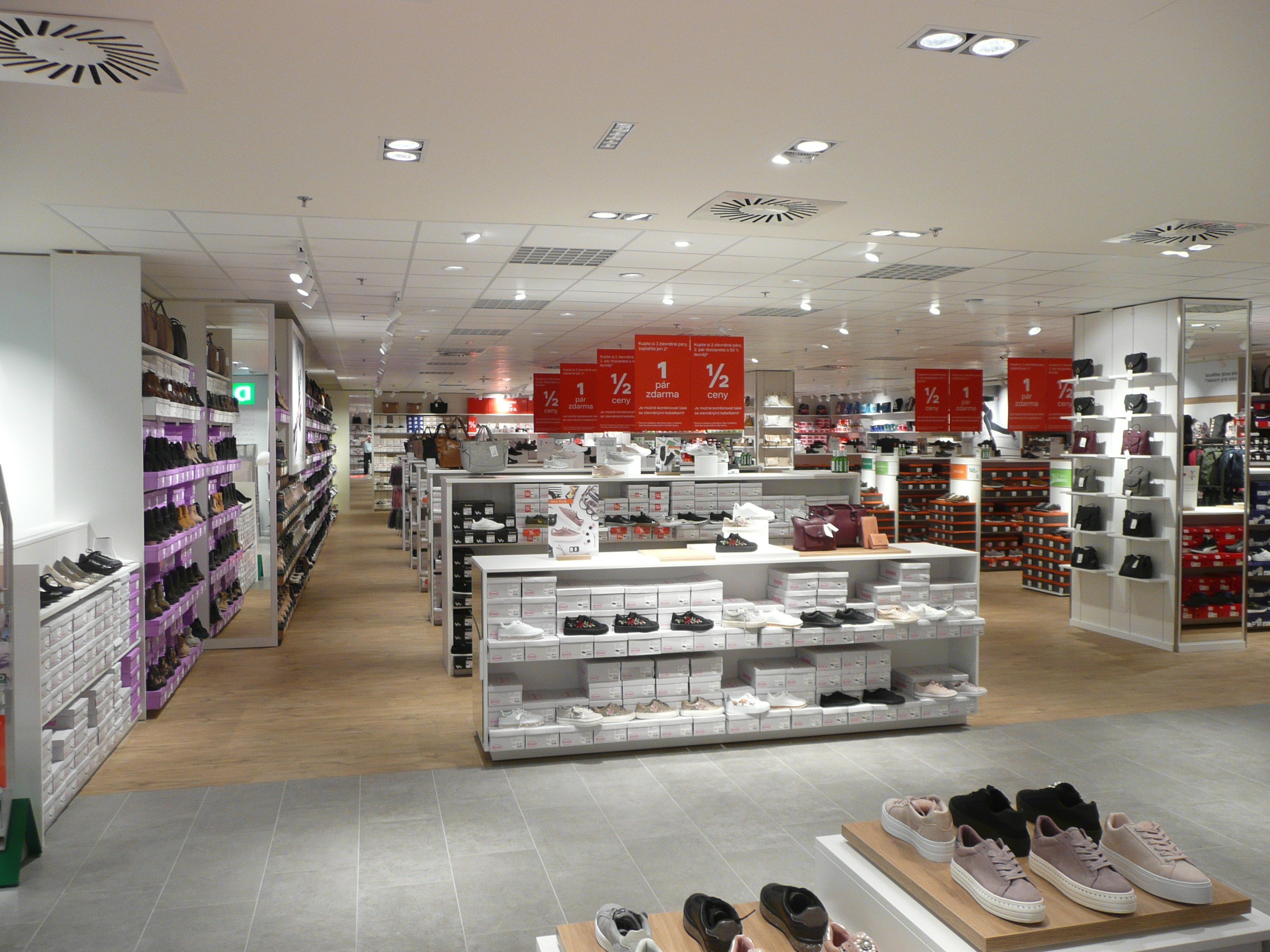 DEICHMANN foto 4