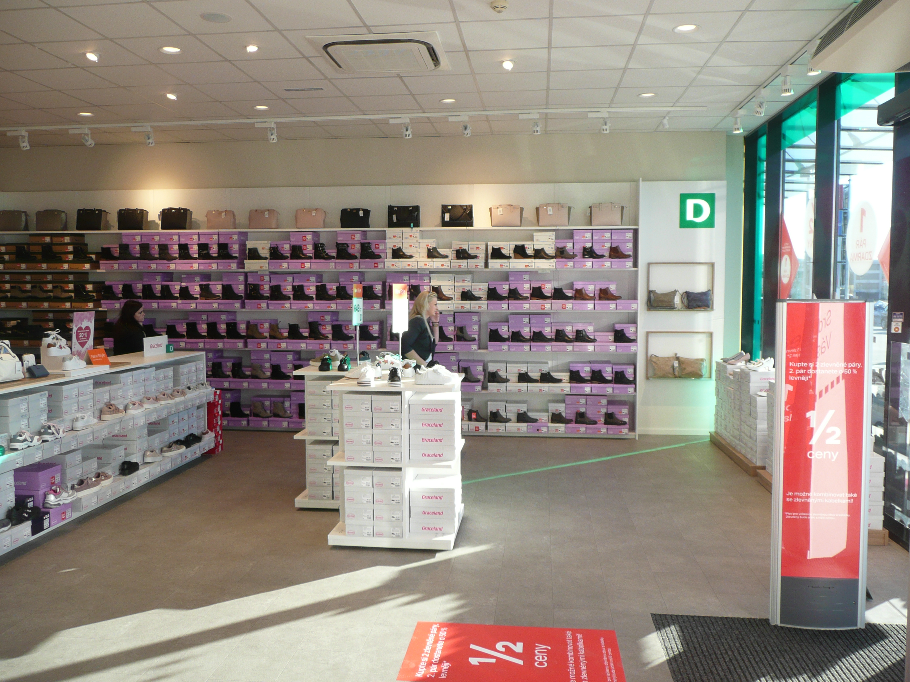 DEICHMANN foto 3
