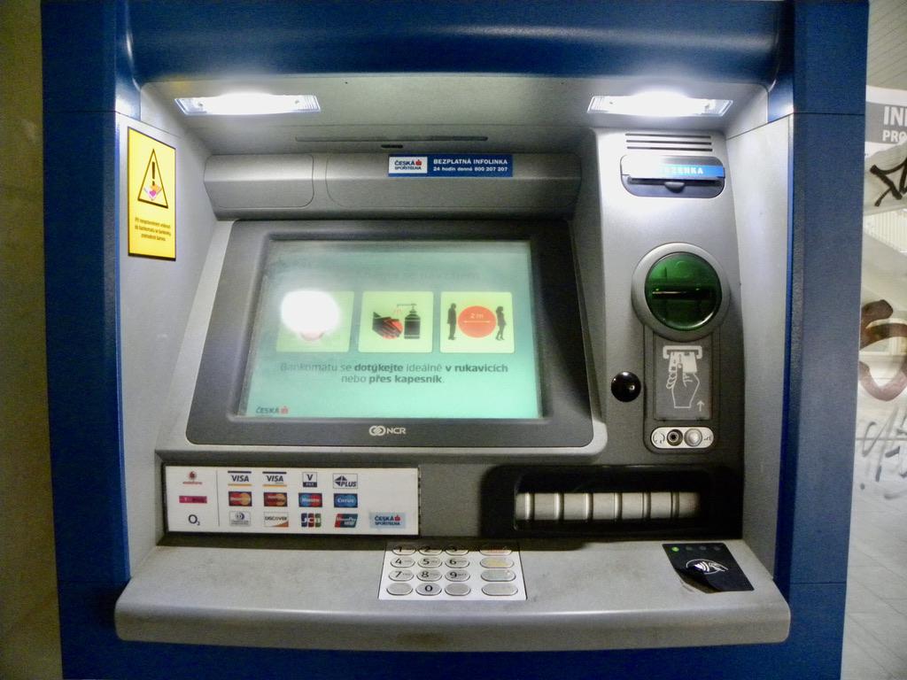 Bankomat České spořitelny foto 5