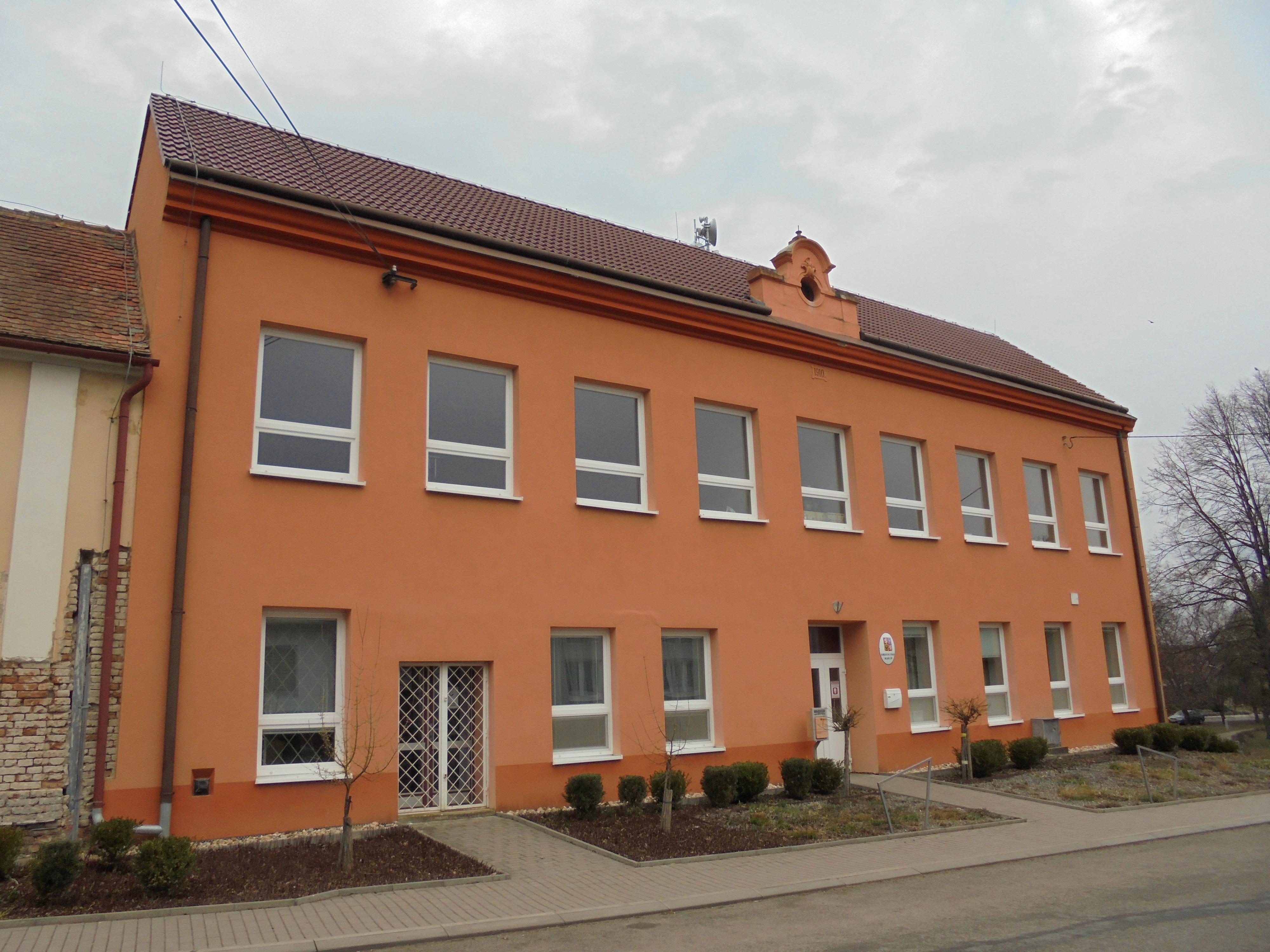 Karlín - obecní úřad