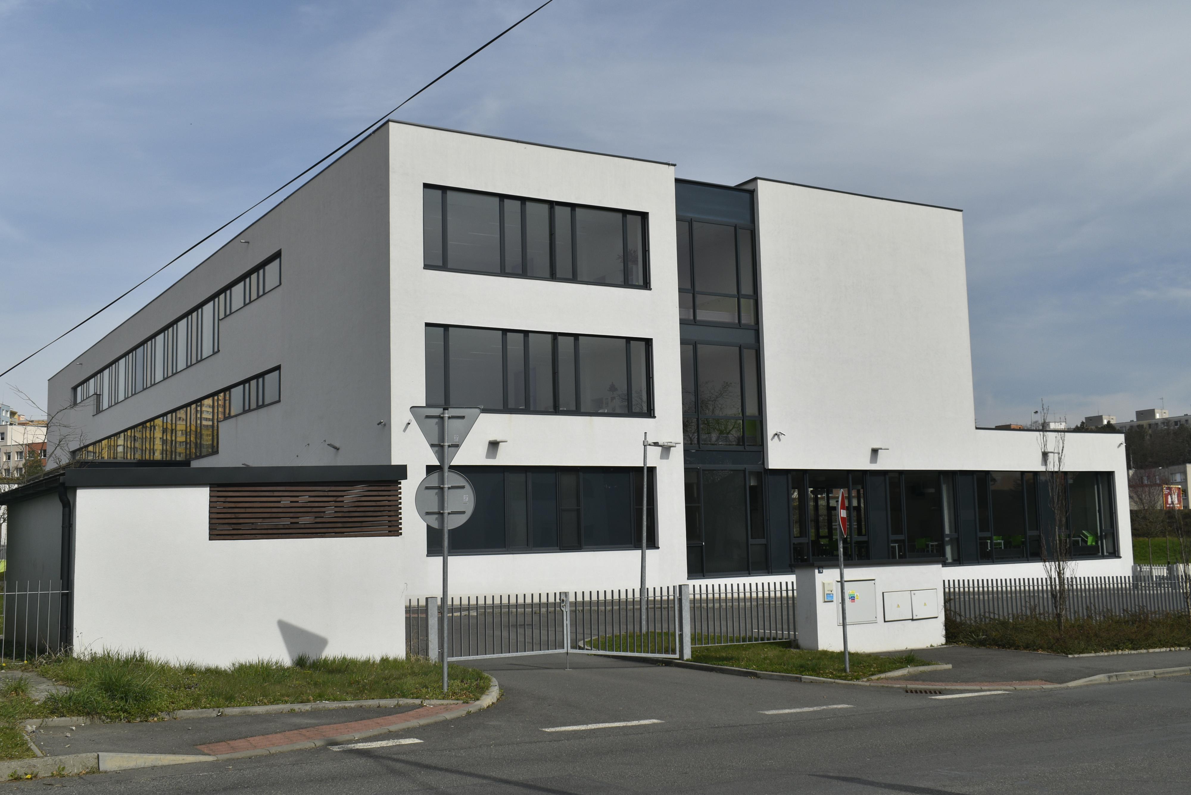 Rakouské gymnázium v Praze, o.p.s. foto 2