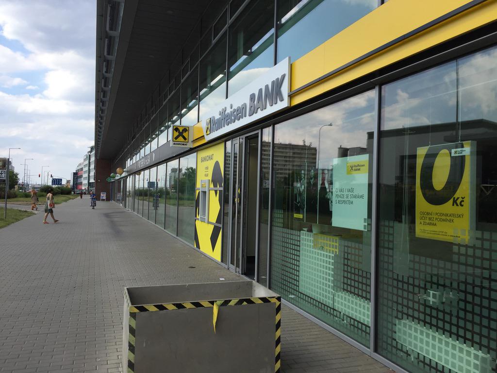 Raiffeisenbank - pobočka foto 3