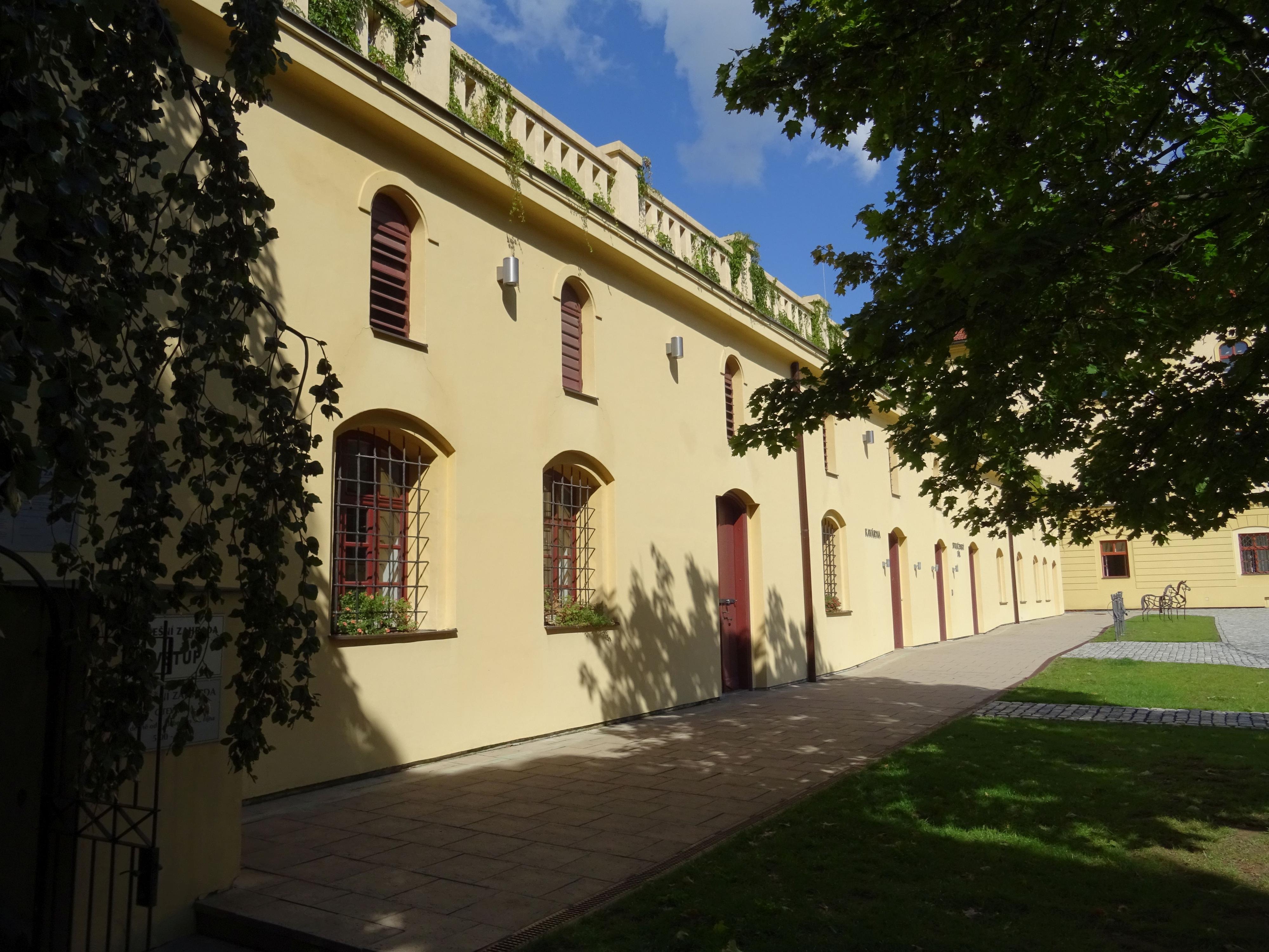 Kavárna Konírna foto 4