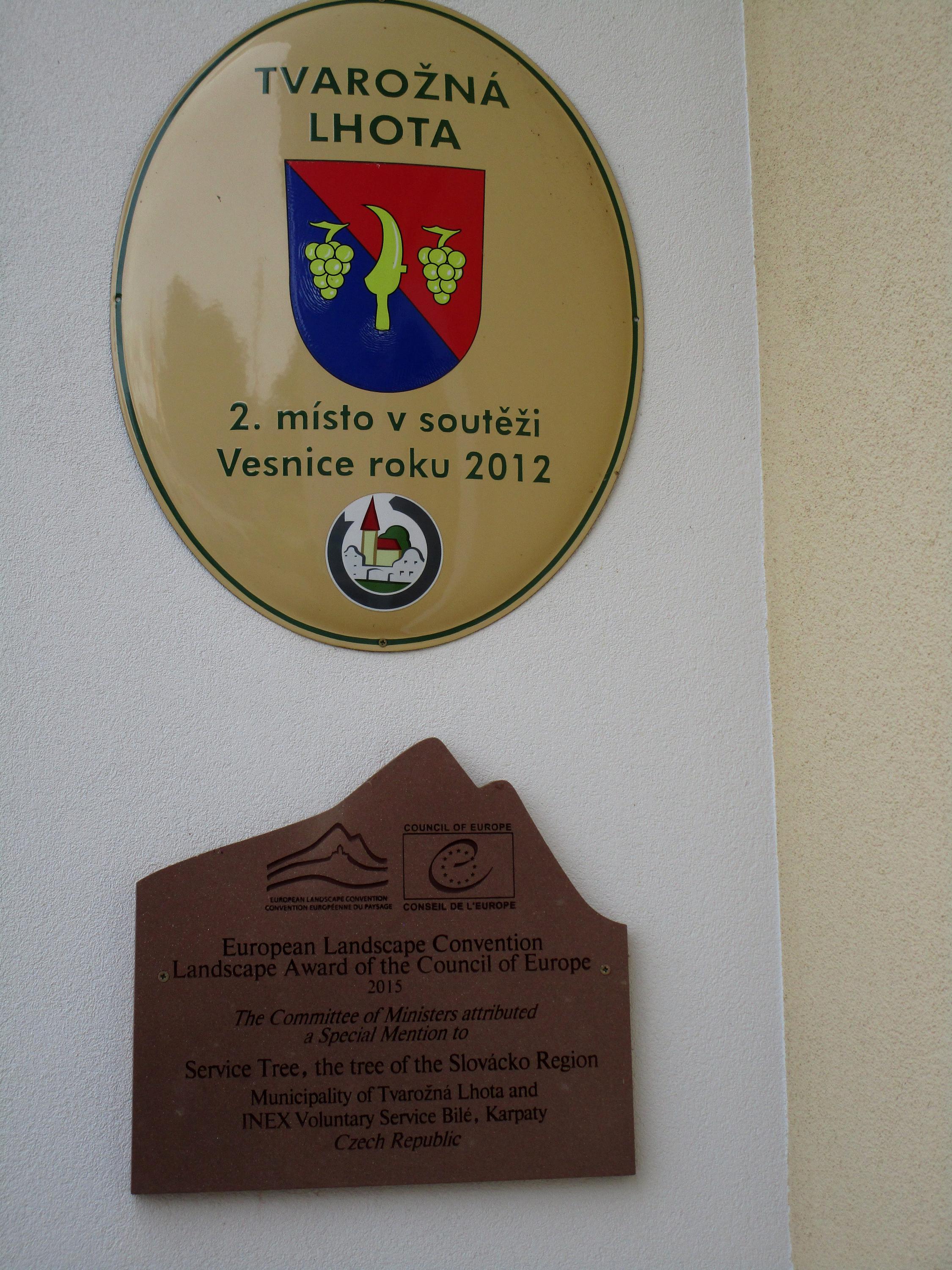 Obecní knihovna Tvarožná Lhota foto 3