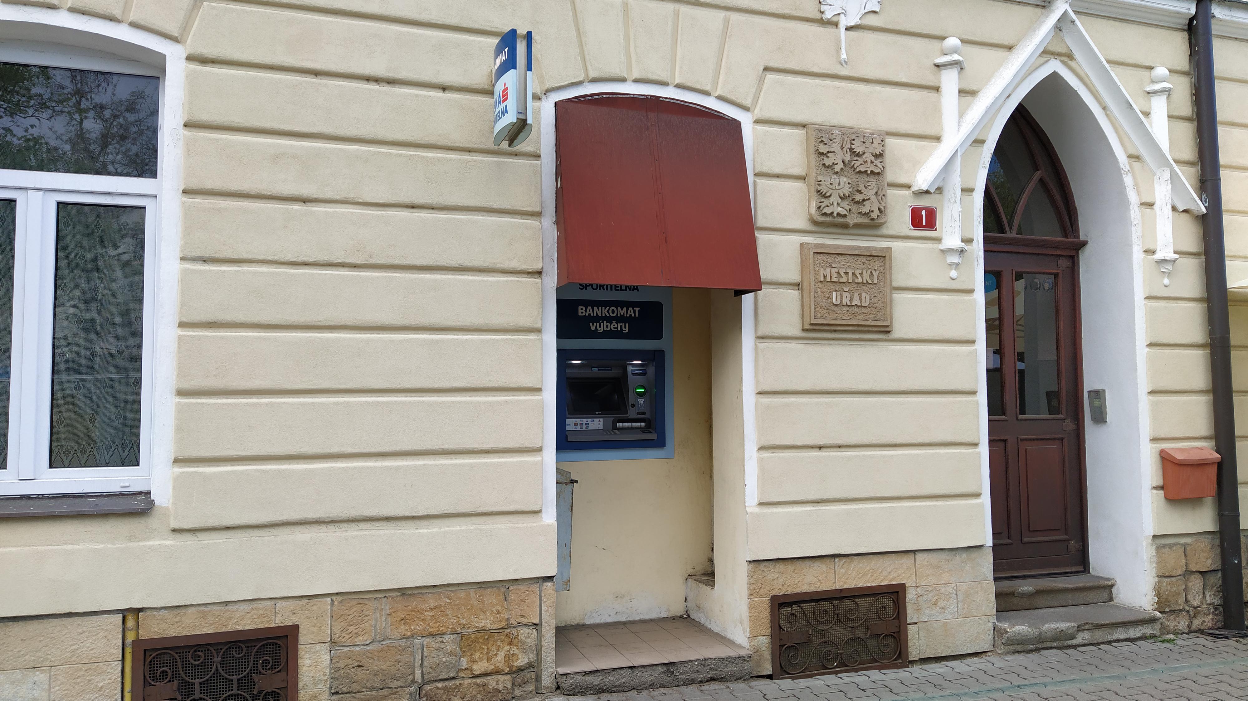 Bankomat České spořitelny foto 2