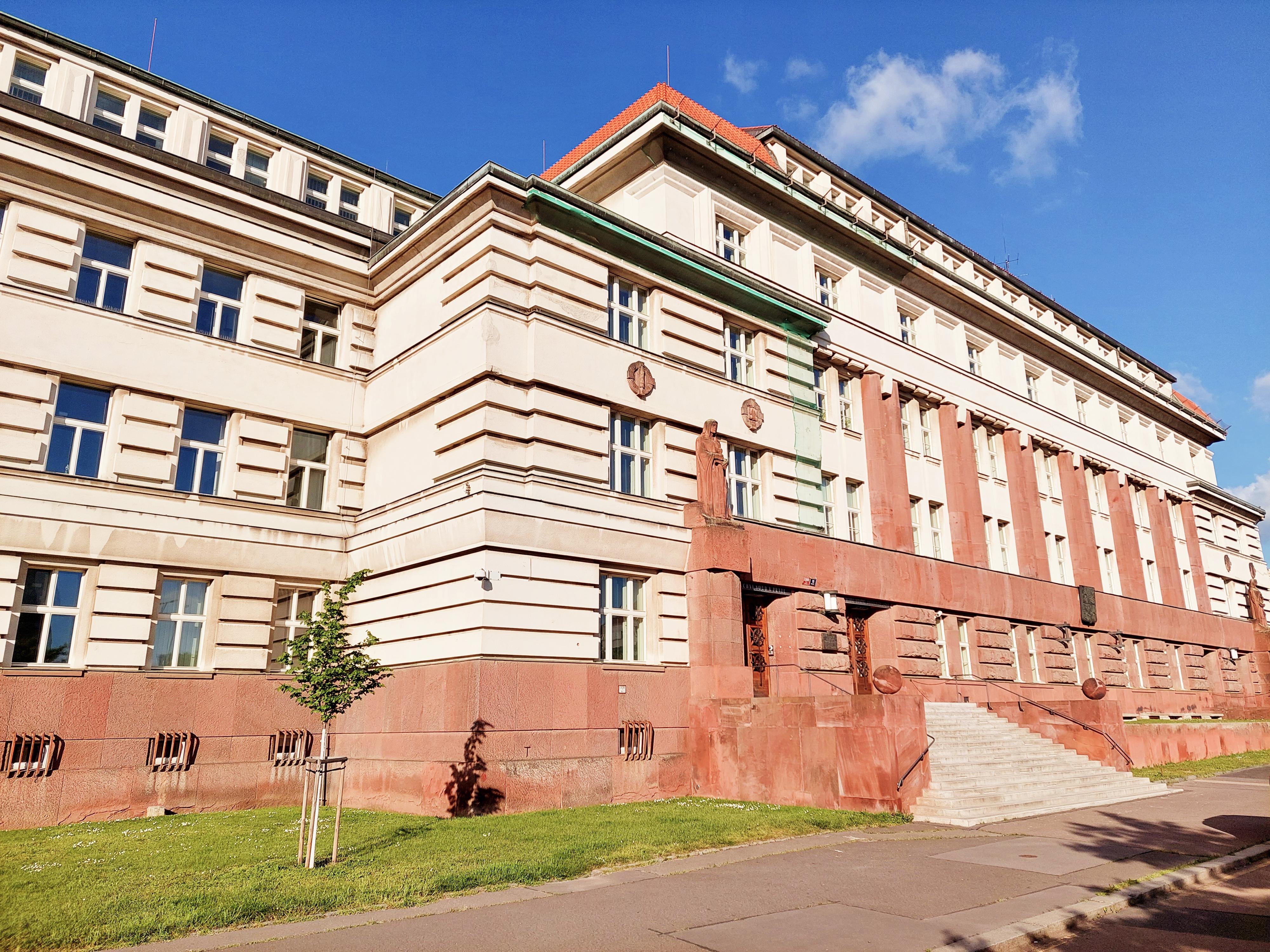 Vrchní státní zastupitelství Praha foto 3