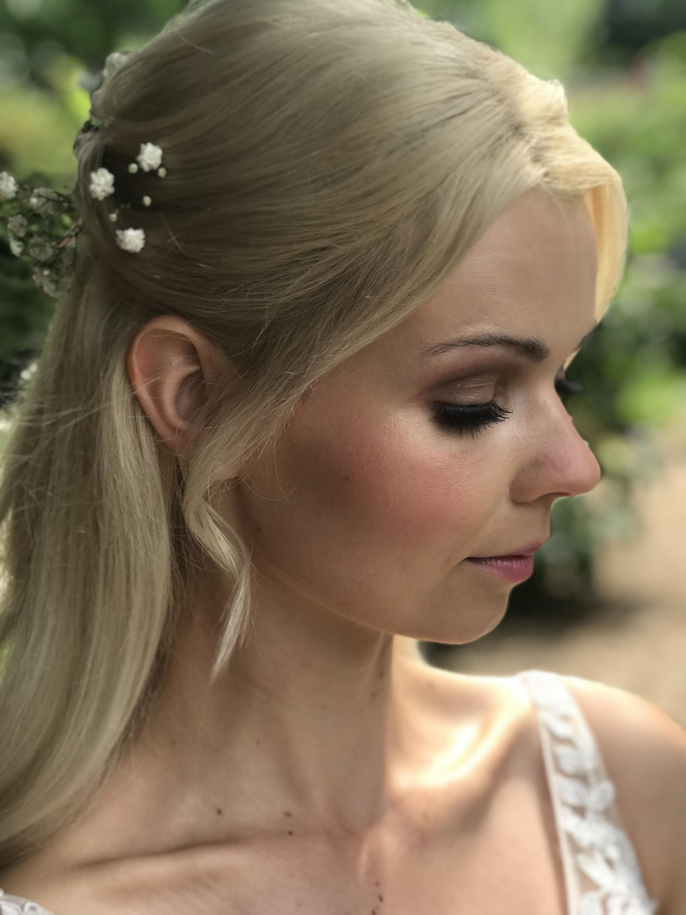 Vizážistka a vlasová stylistka Ilona Adamová foto 2