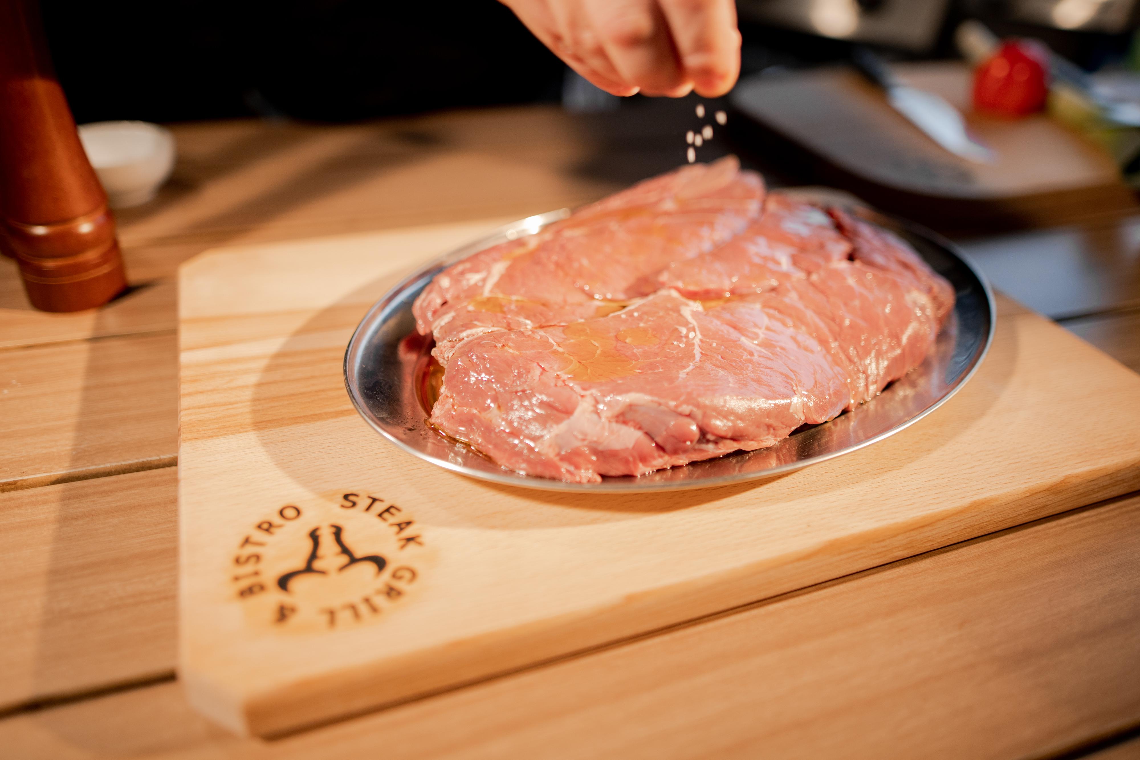 STEAK GRILL HAMR foto 2