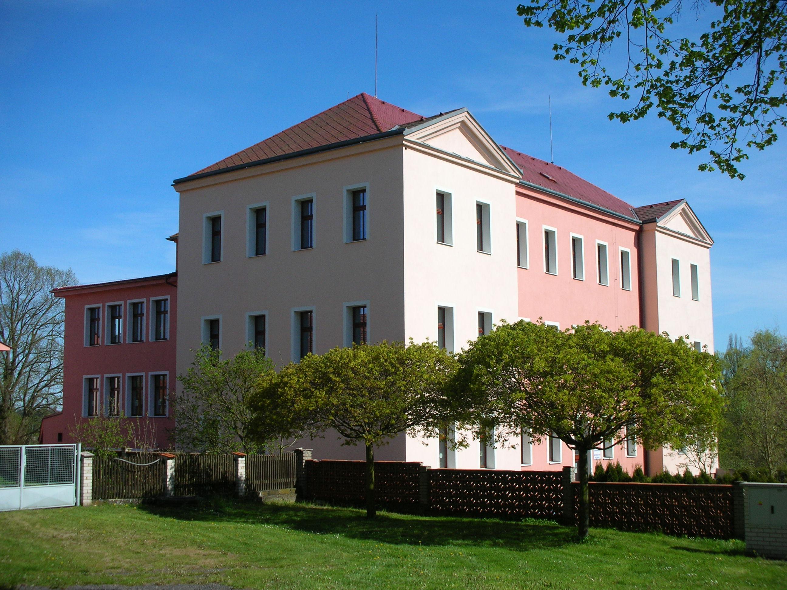 ZŠ a MŠ Kolešovice foto 2