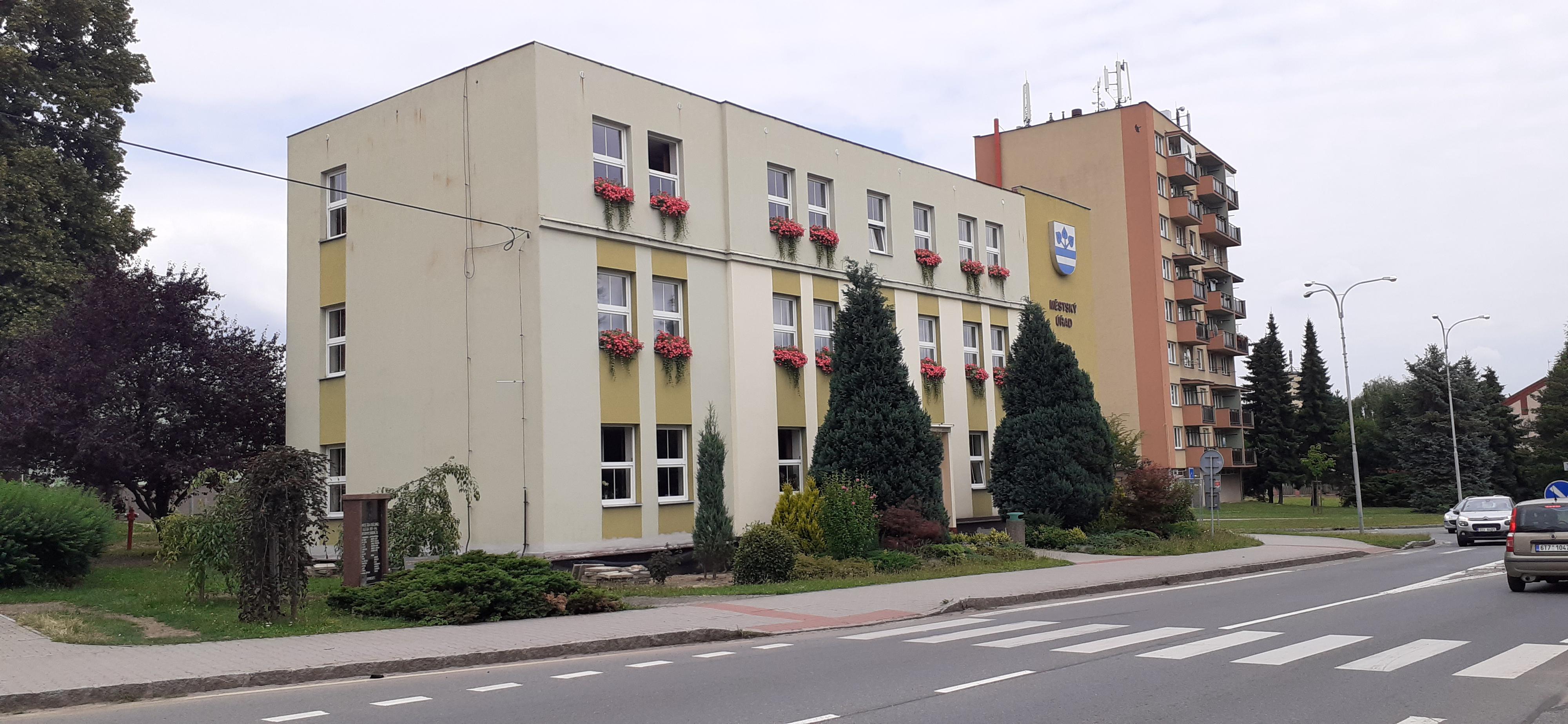 MÚ Rychvald - Odbor bytový a správy majetku foto 3