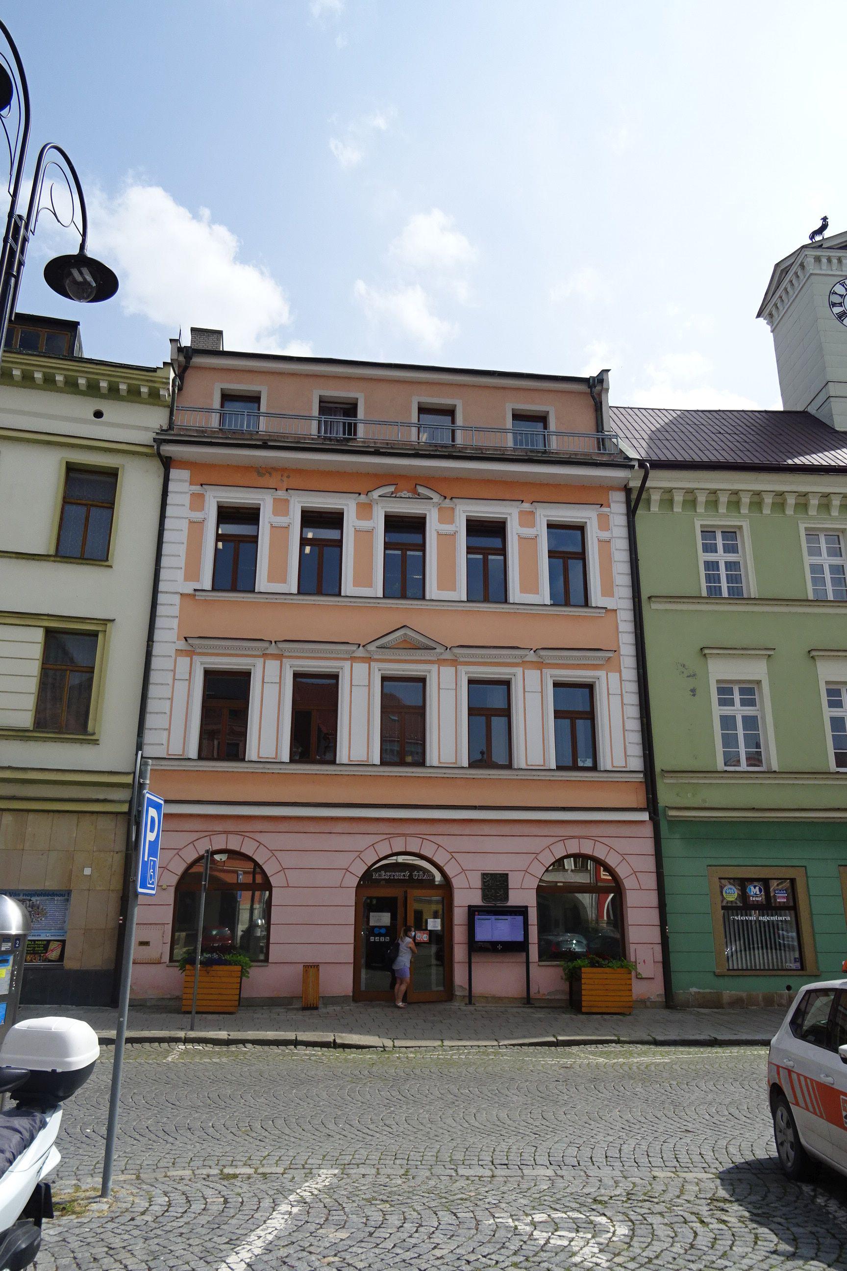 Jaroměř - městský úřad foto 2