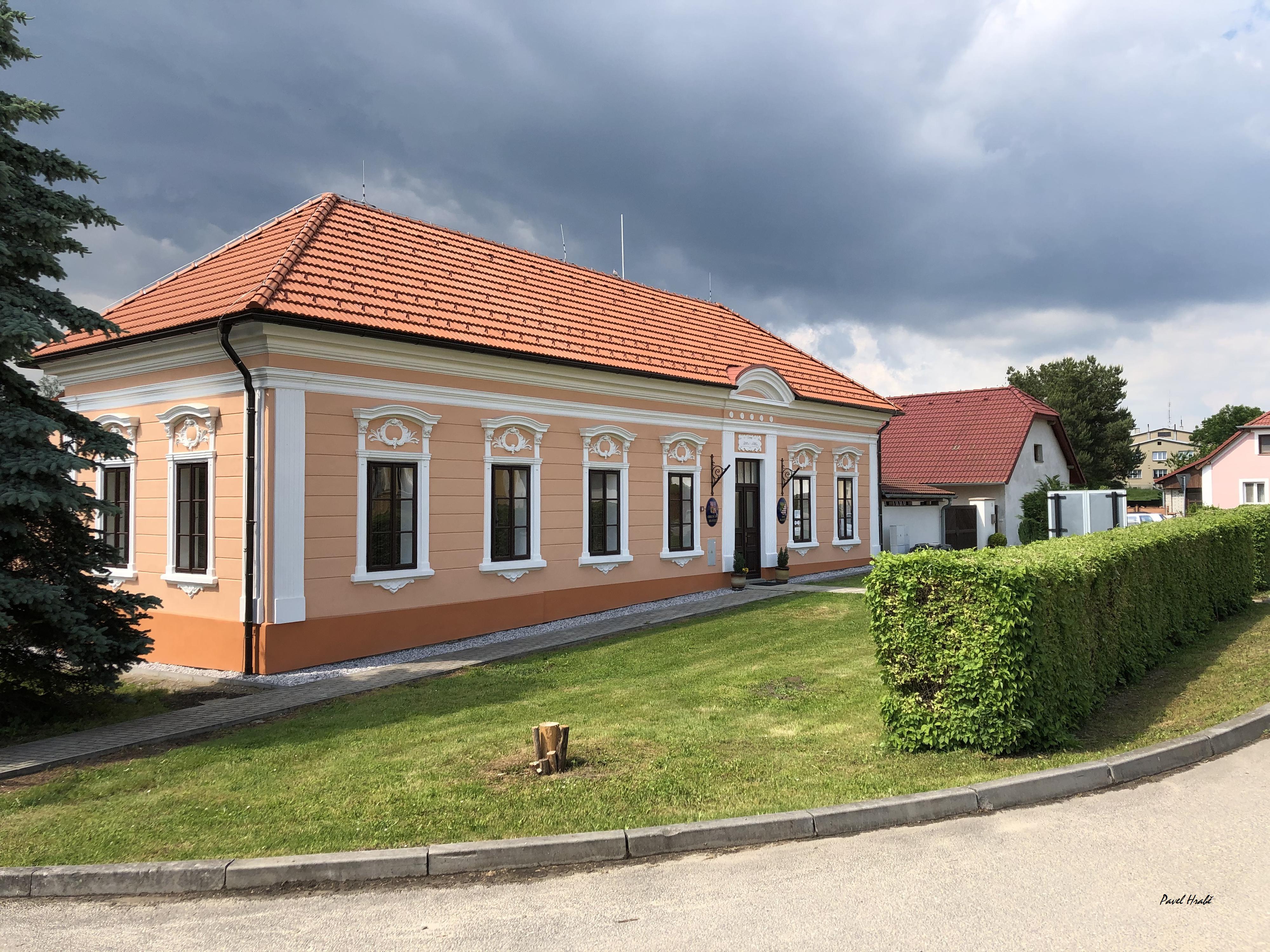 Hlavatce - obecní úřad foto 2