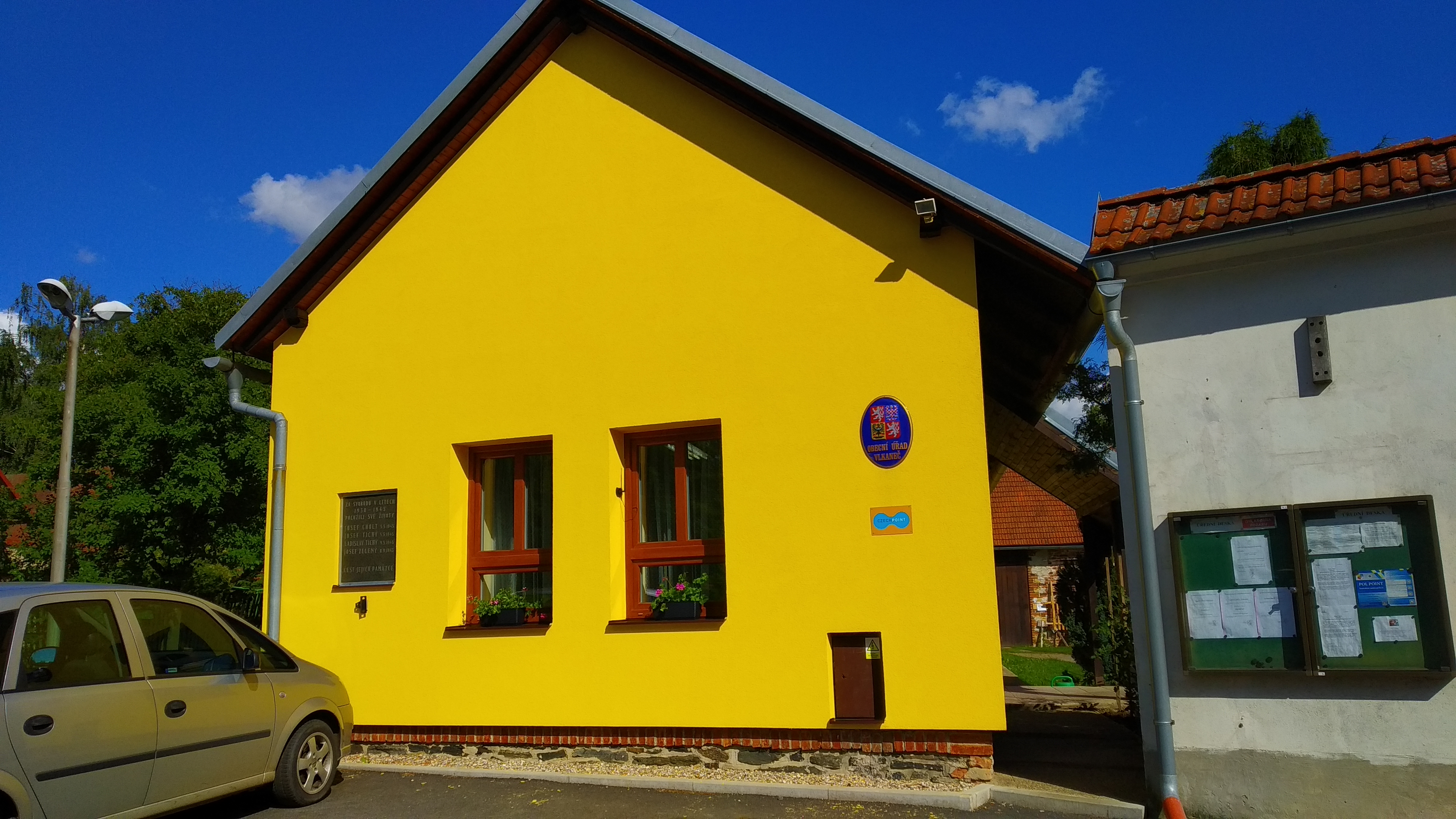 Vlkaneč - obecní úřad