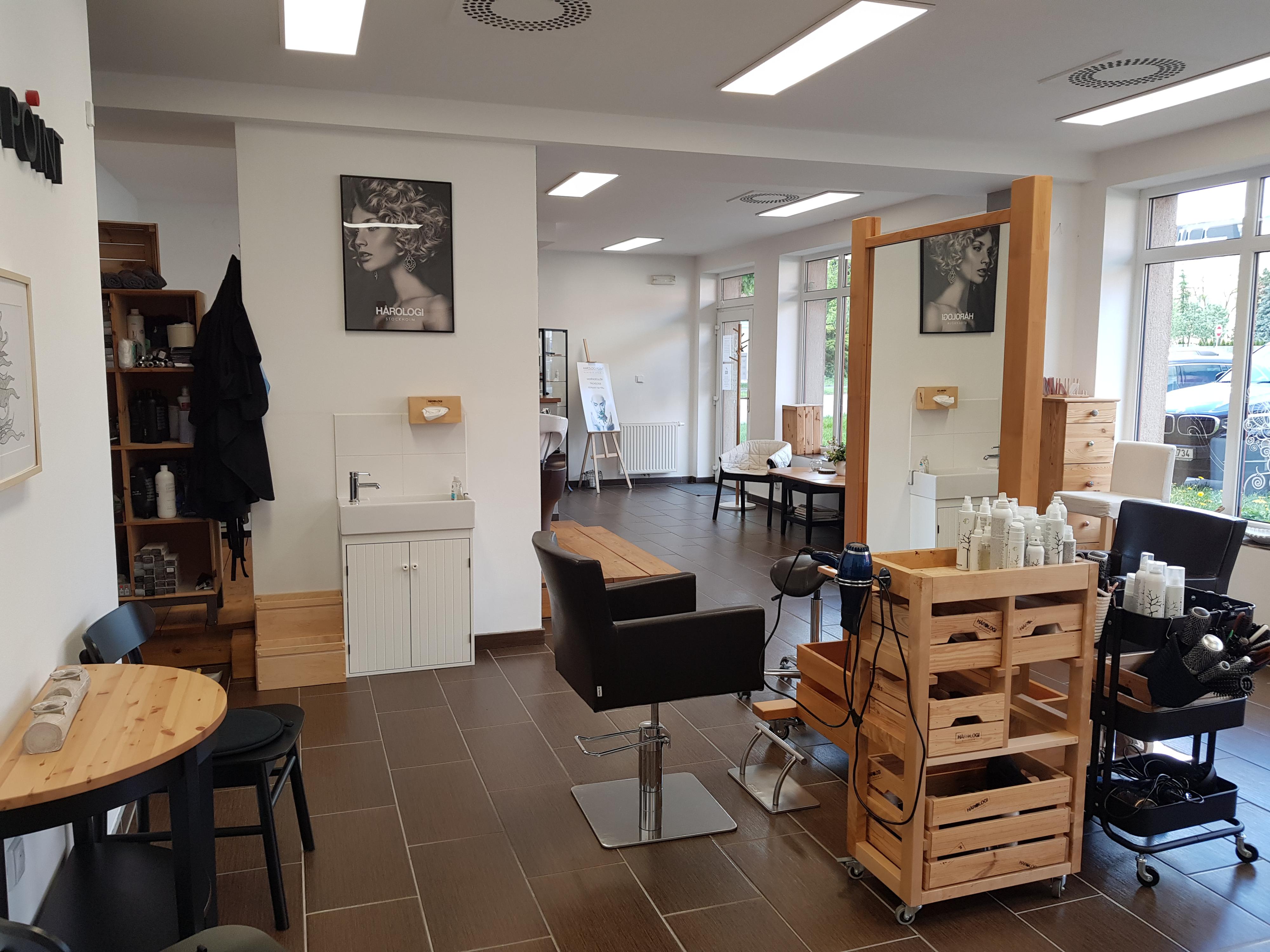 HAROLOGI POINT – vlasové studio foto 3