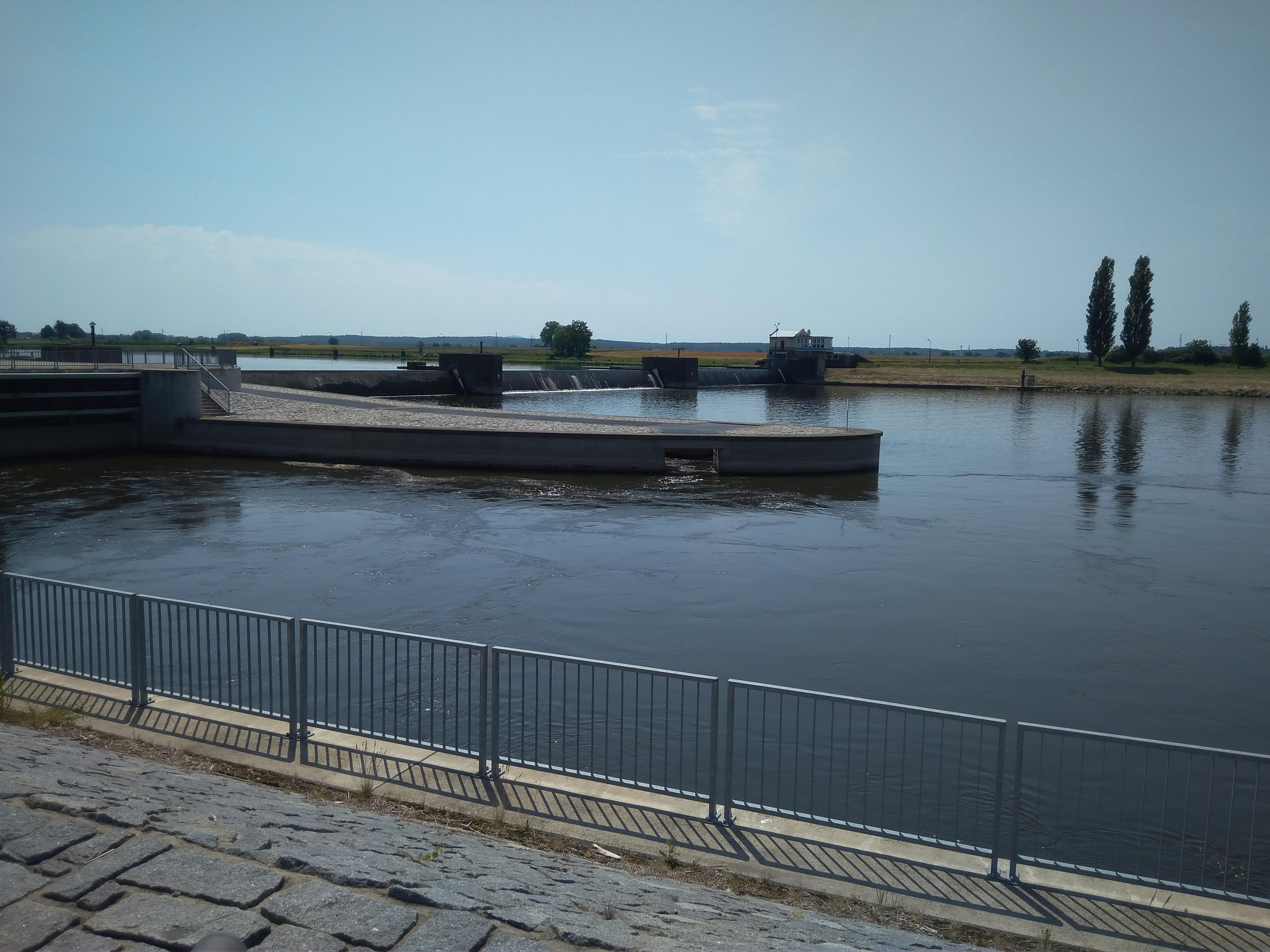 Plavební komora České Kopisty