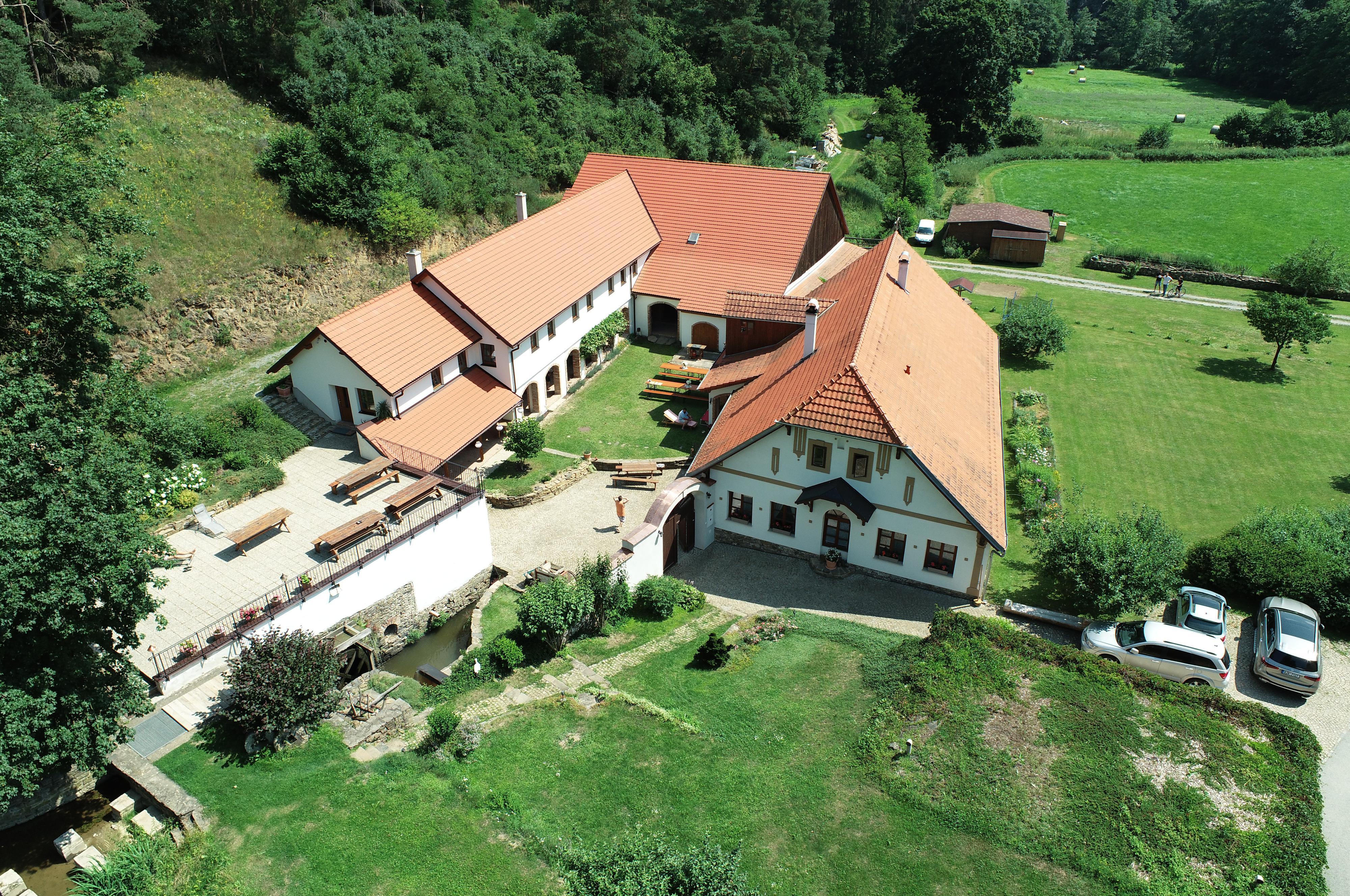 Tříletý mlýn