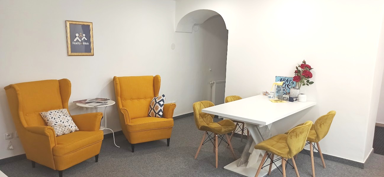 Irena Kotolanová - certifikovaný realitní makléř foto 4