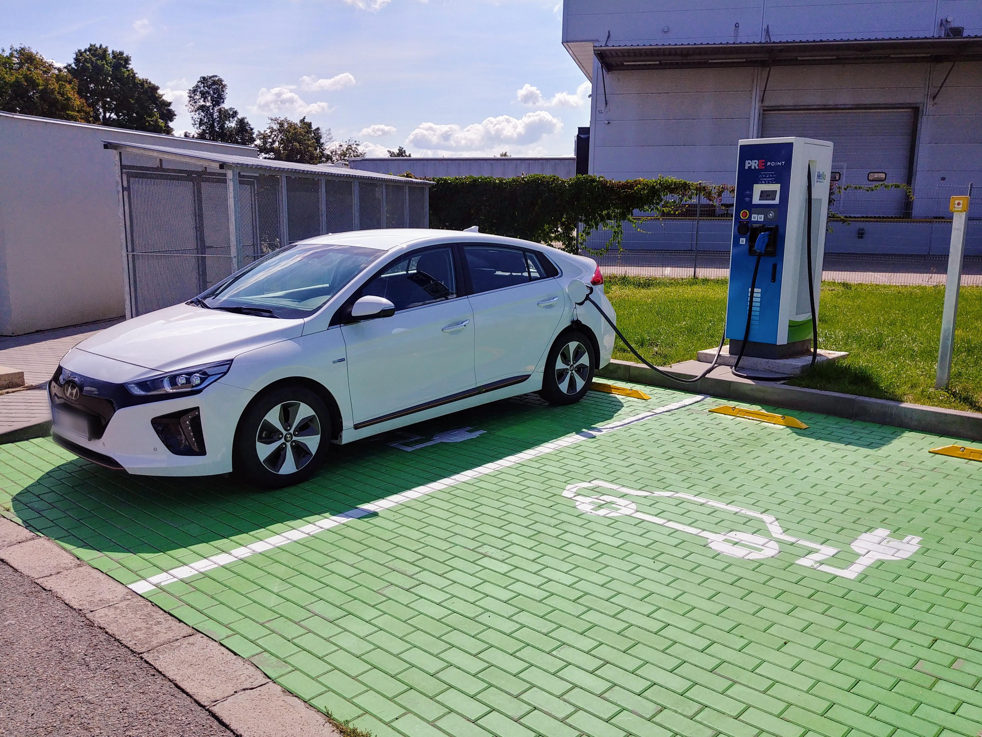 PREpoint - nabíjecí stanice PRE