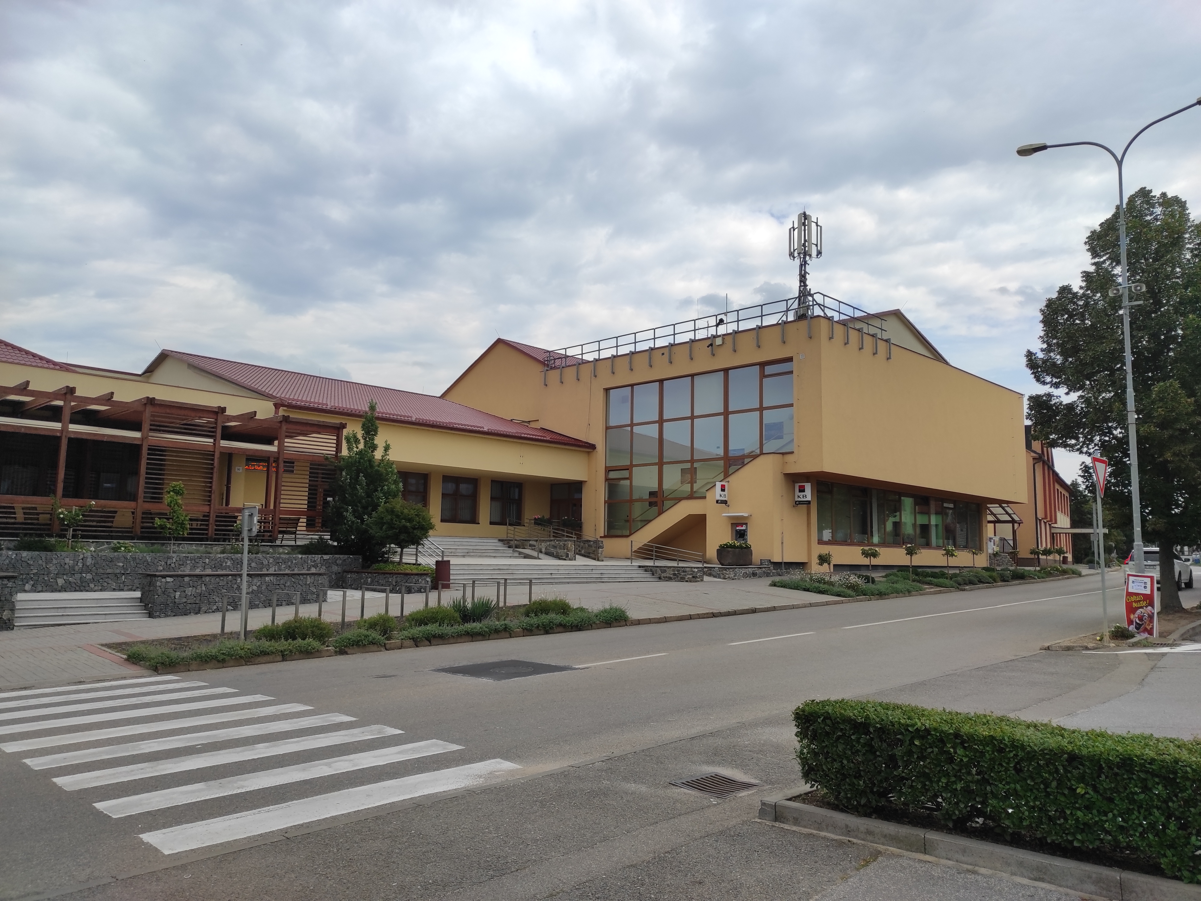 Kulturní dům Velké Bílovice foto 3