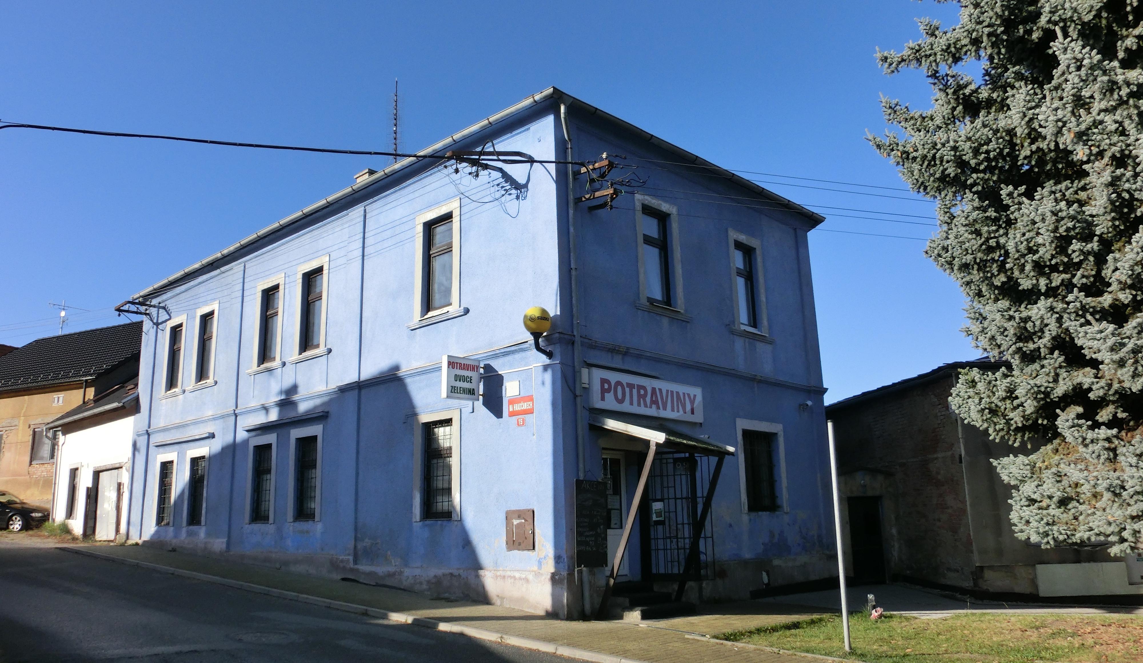 Potraviny Na Hradčanech 15