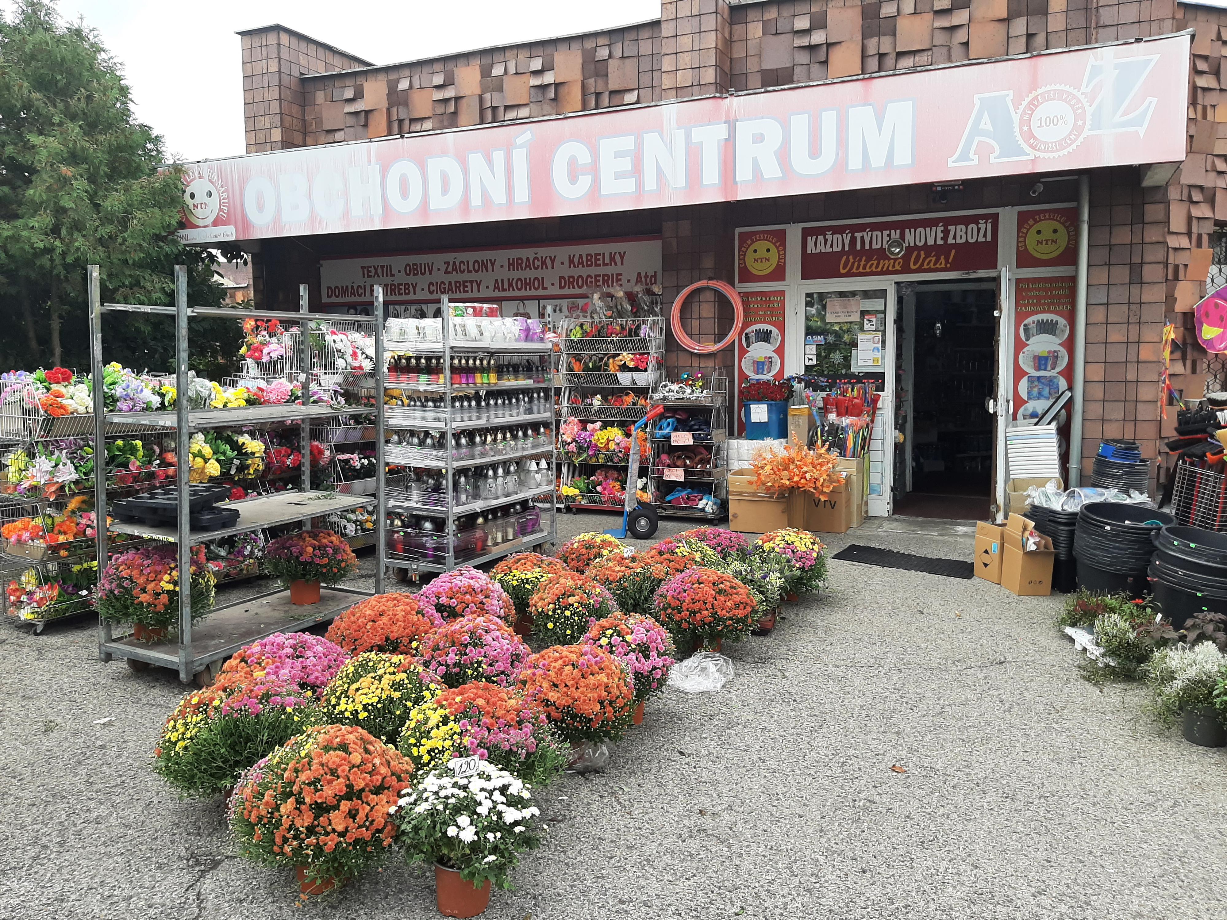 Obchodní centrum A-Z Uni market