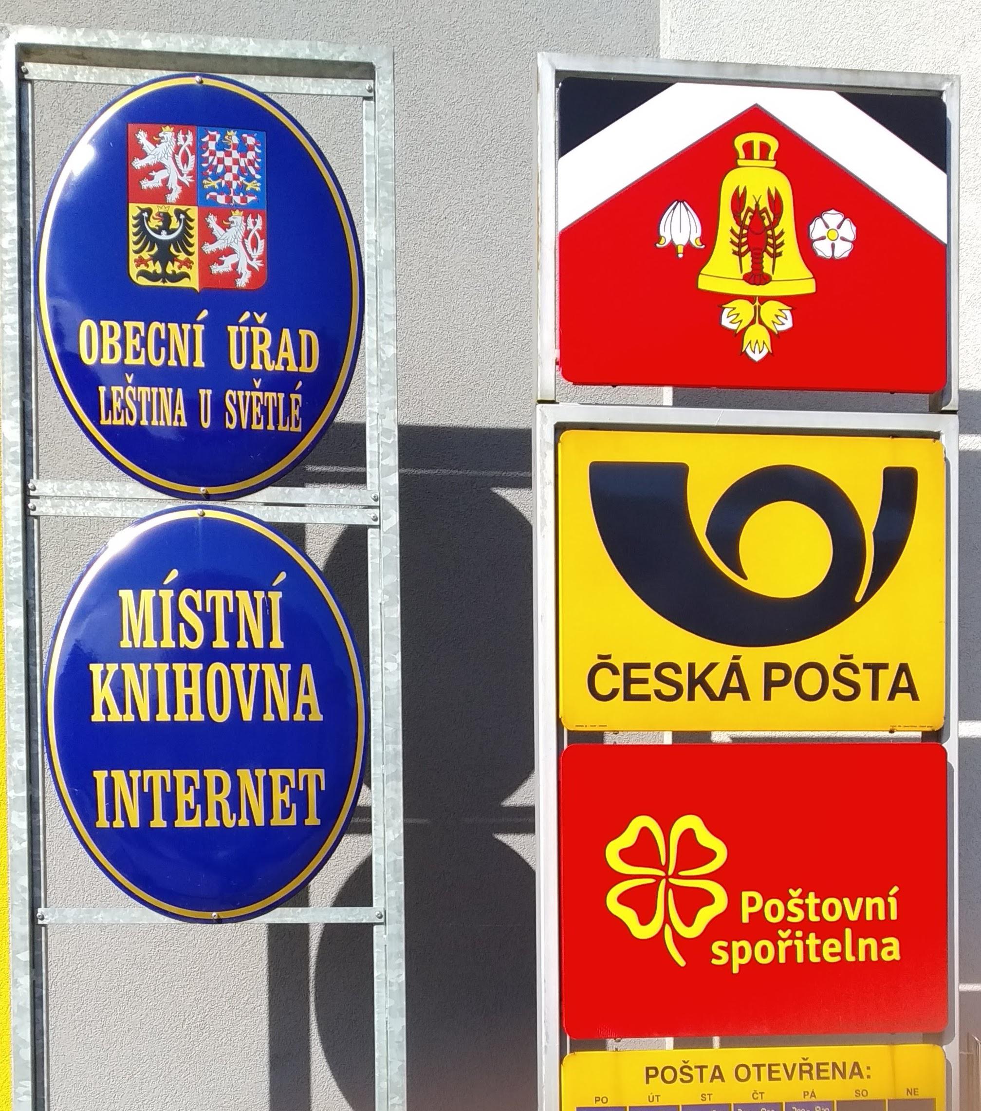 Leština u Světlé - obecní úřad foto 2