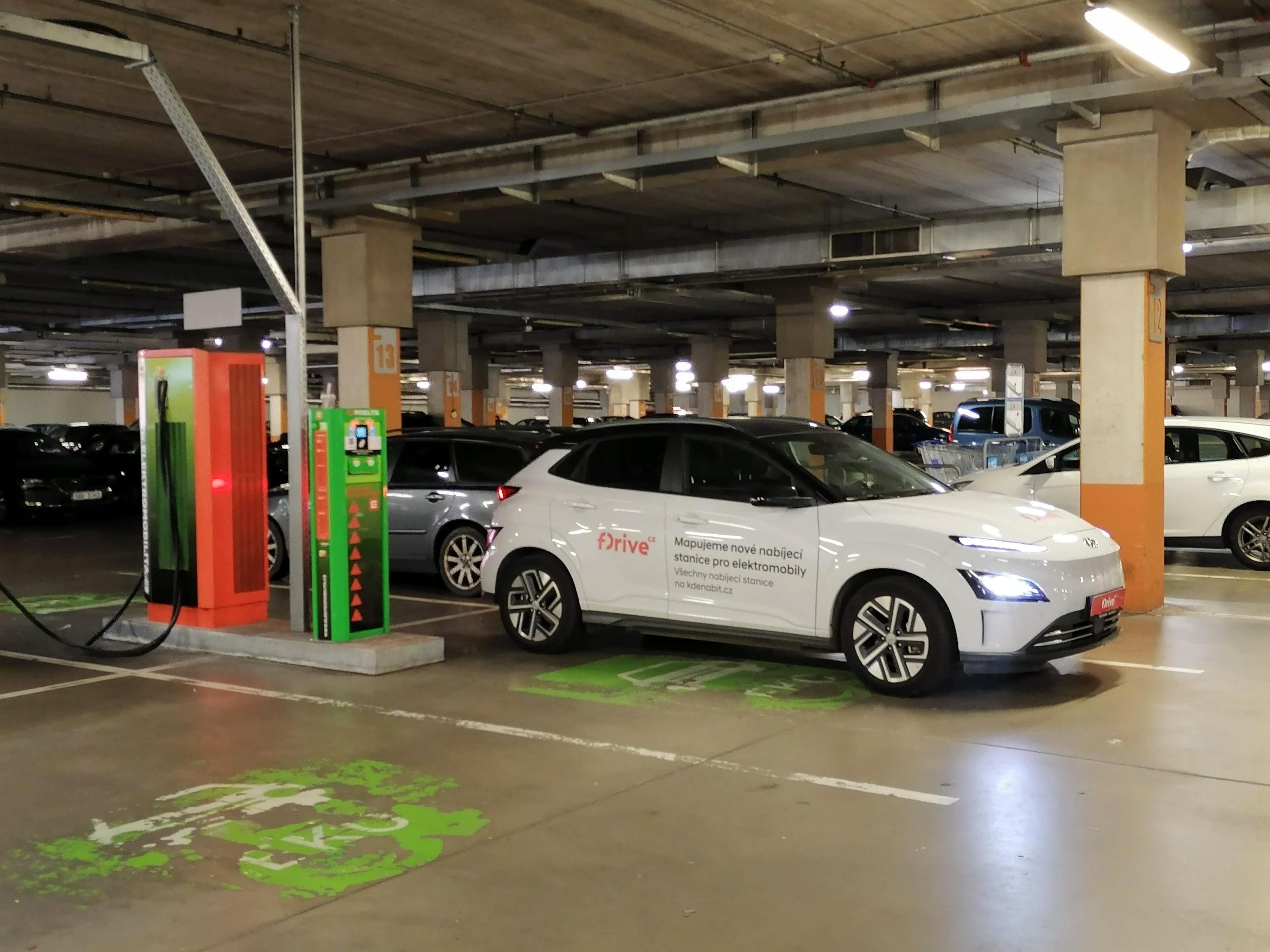 Nabíjecí stanice ČEZ