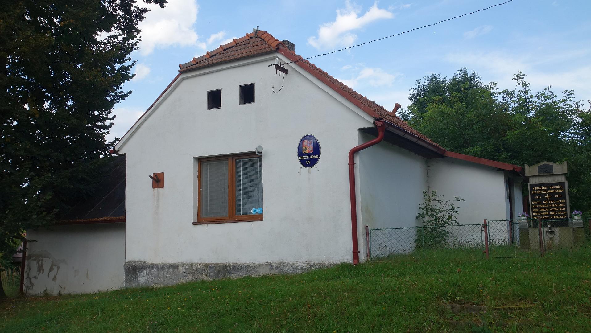 Eš - obecní úřad