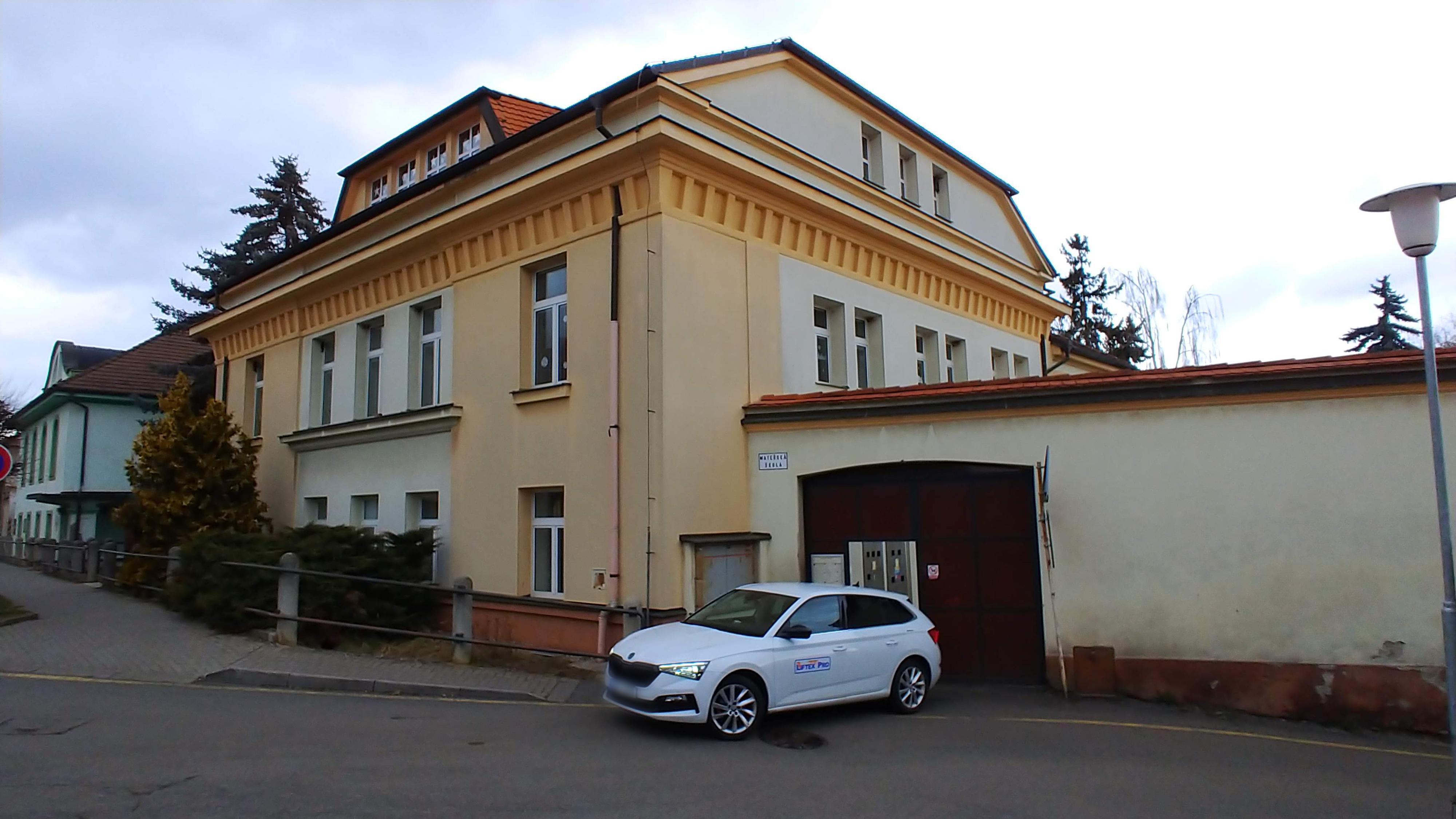 Mateřská škola v Žebráku, okres Beroun, příspěvková organizace foto 2