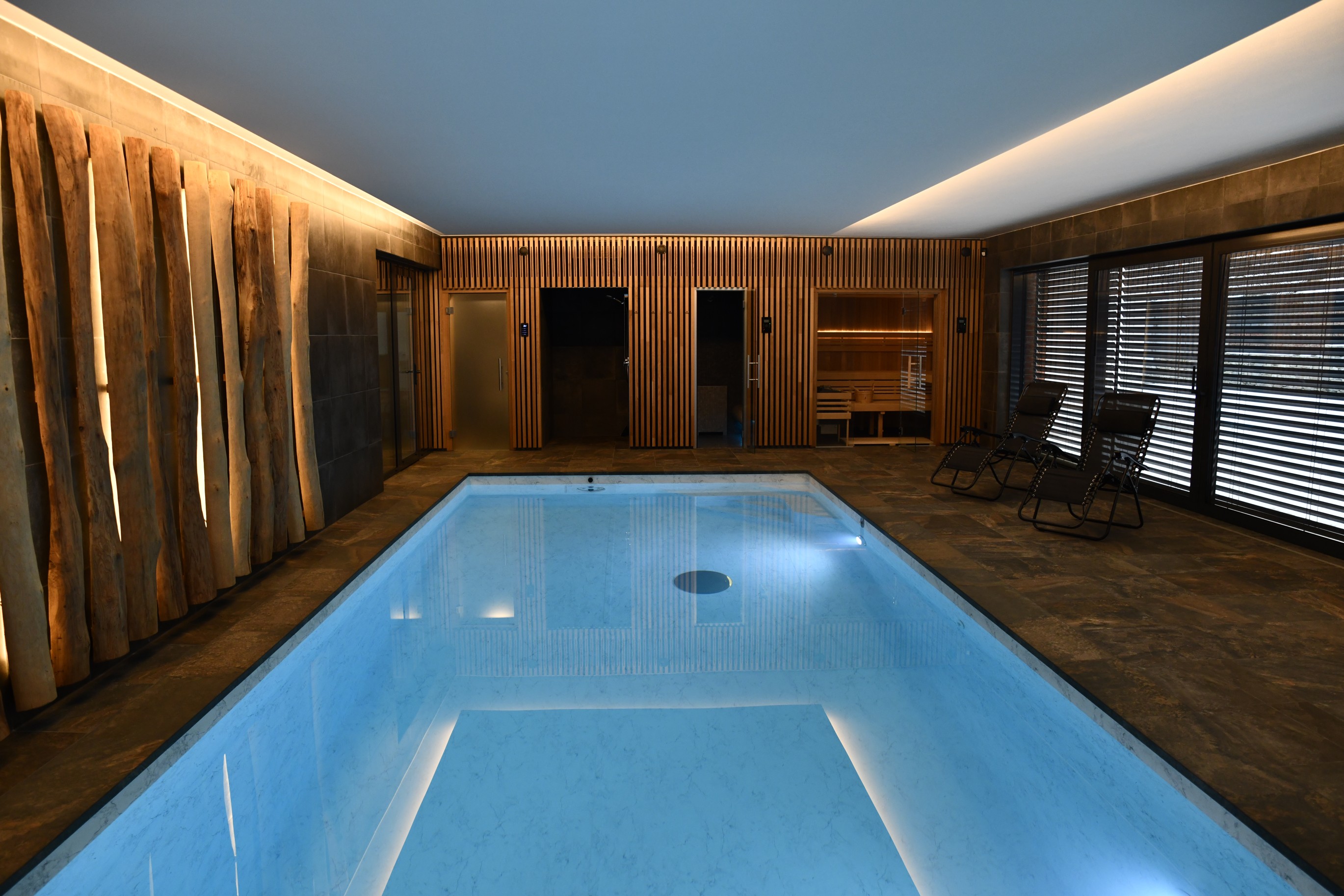 BAZÉNY - WHIRLPOOLY - SAUNY - BWS PŘEROV s.r.o. foto 2